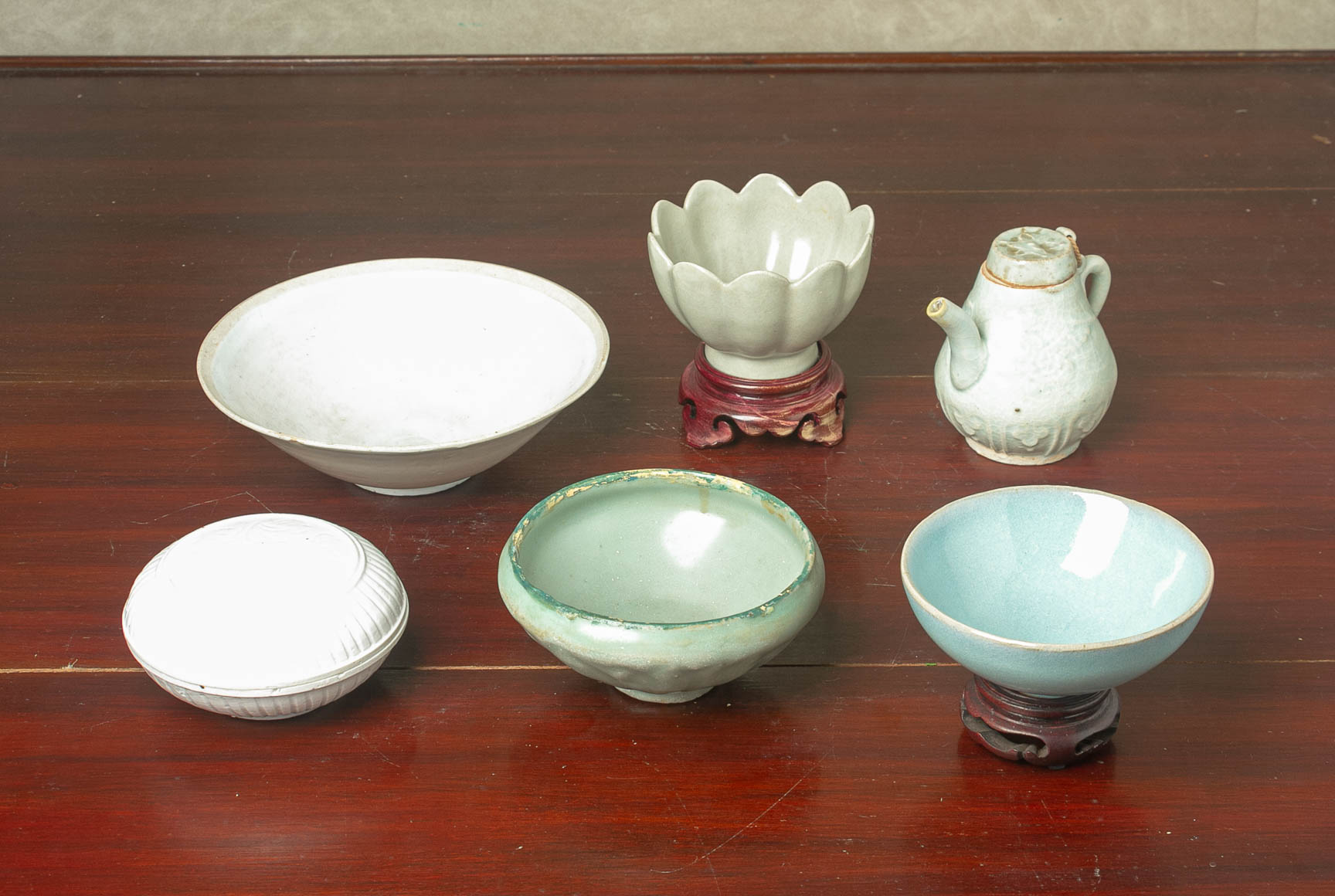 A GROUP OF SIX SONG STYLE CERAMICS