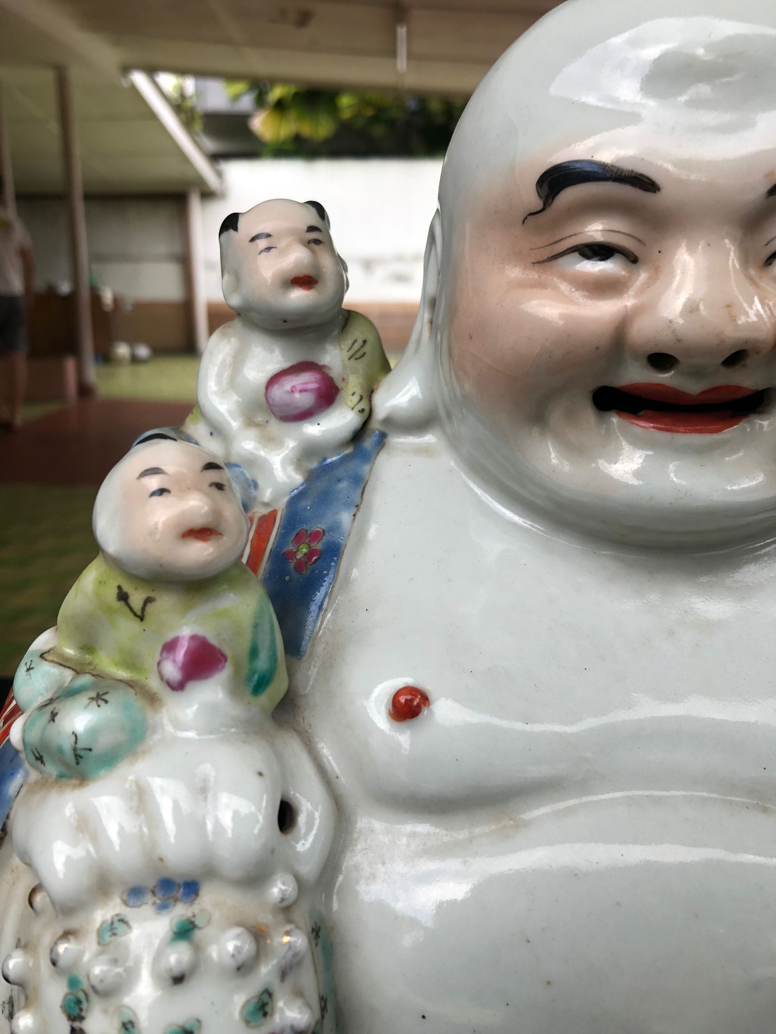 A FAMILLE ROSE MODEL OF A BUDAI - Image 4 of 10