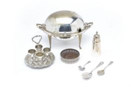 A QUANTITY OF SILVER PLATED ITEMS