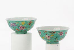 A PAIR OF TURQUOISE GROUND FAMILLE ROSE PORCELAIN BOWLS