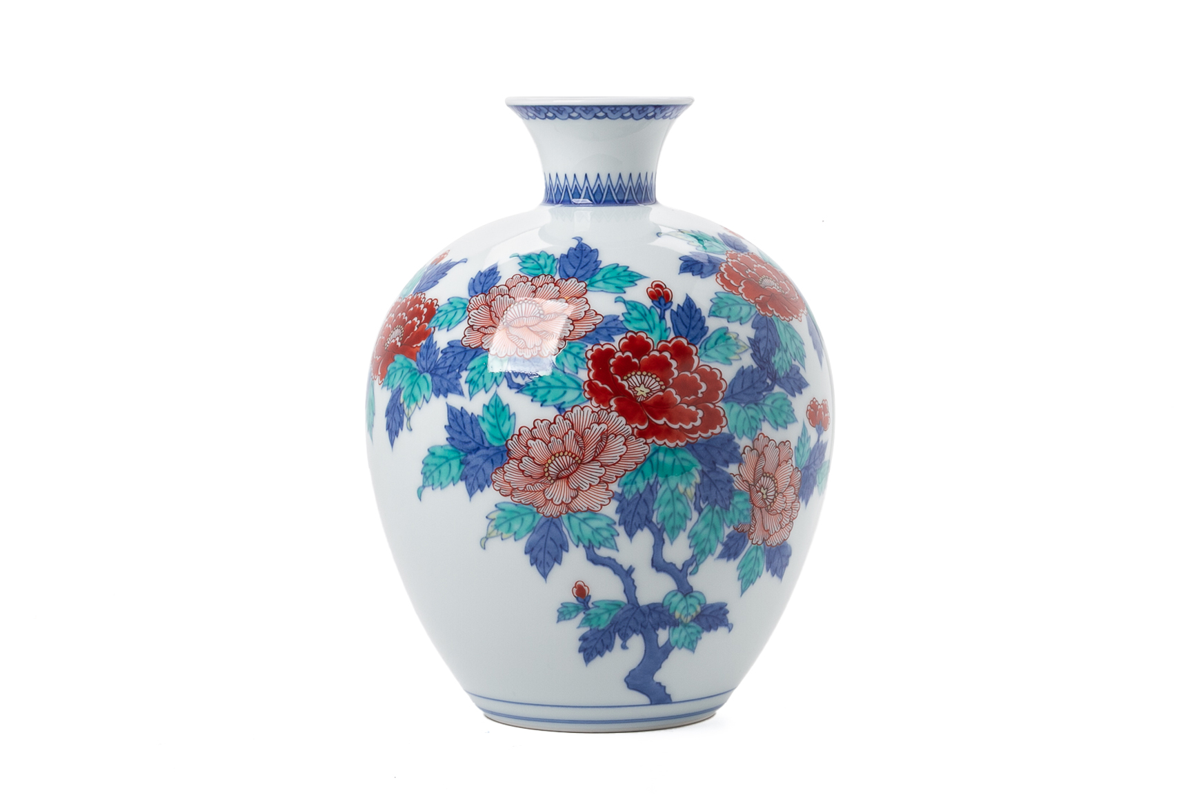 A JAPANESE PORCELAIN VASE