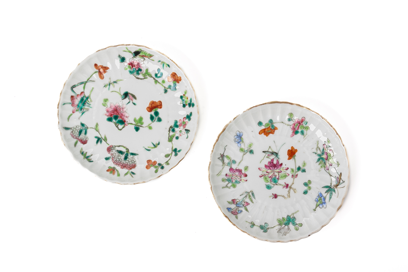 A GROUP OF FAMILLE ROSE PORCELAIN ITEMS - Image 5 of 6