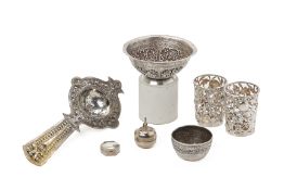 A GROUP OF ORIENTAL SEVEN SILVER AND WHITE METAL ITEMS