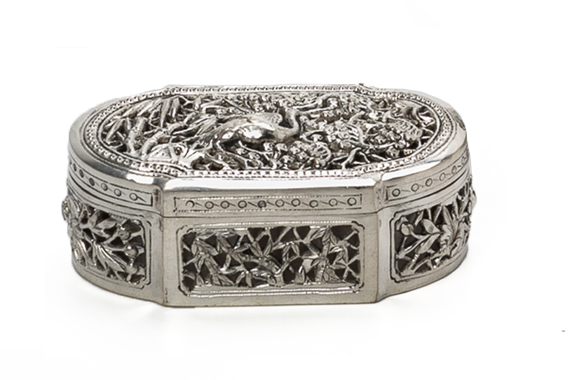 A GROUP OF FIVE SOUTHEAST ASIAN SILVER BOXES - Image 3 of 5