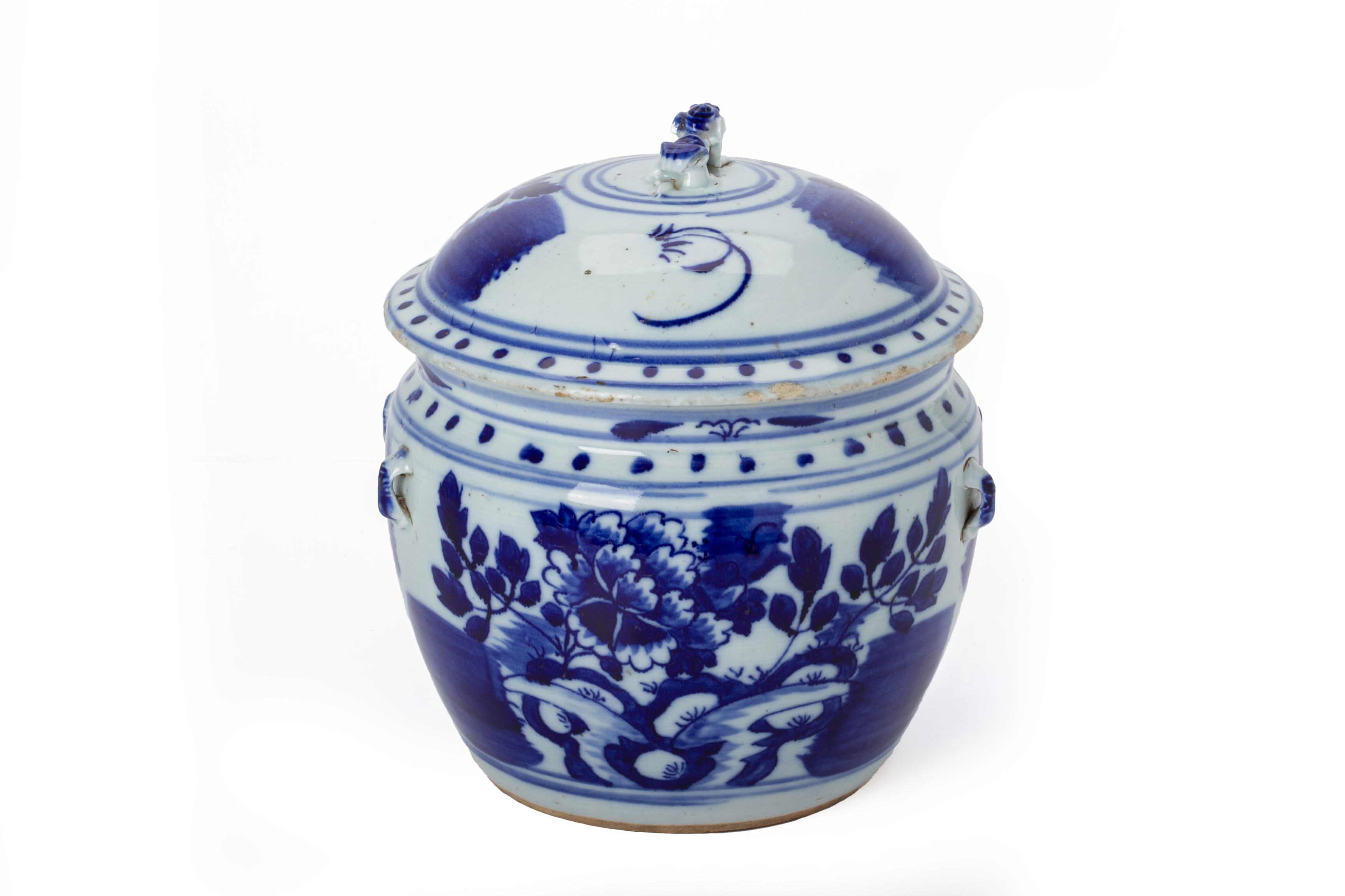 A BLUE AND WHTIE PORCELAIN KAMCHENG AND COVER - Image 4 of 4