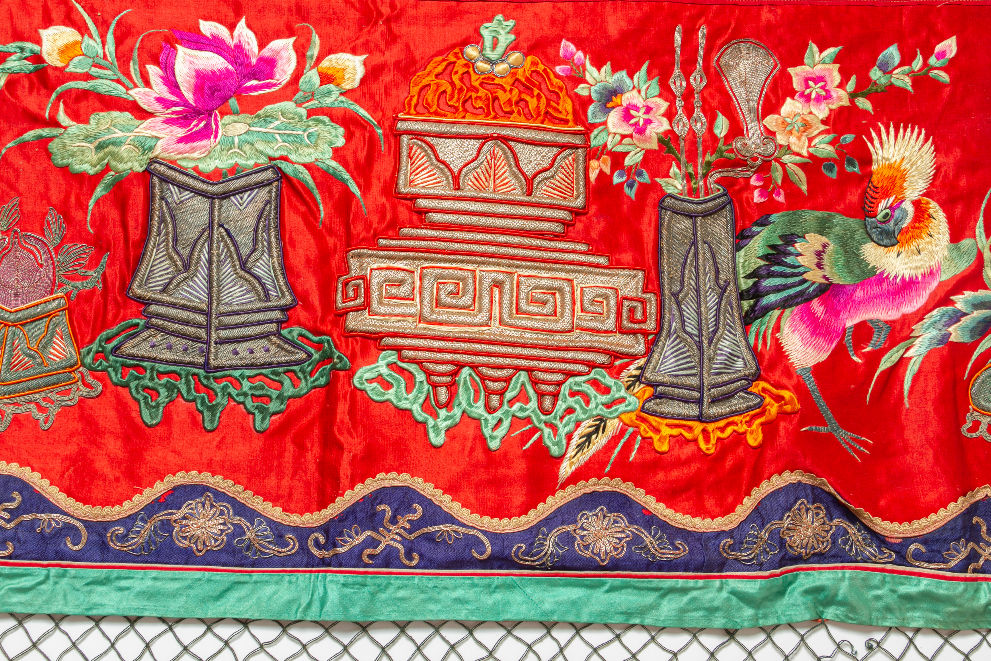 AN EMBROIDERED AND TASSELED RED SILK VALANCE - Image 2 of 2