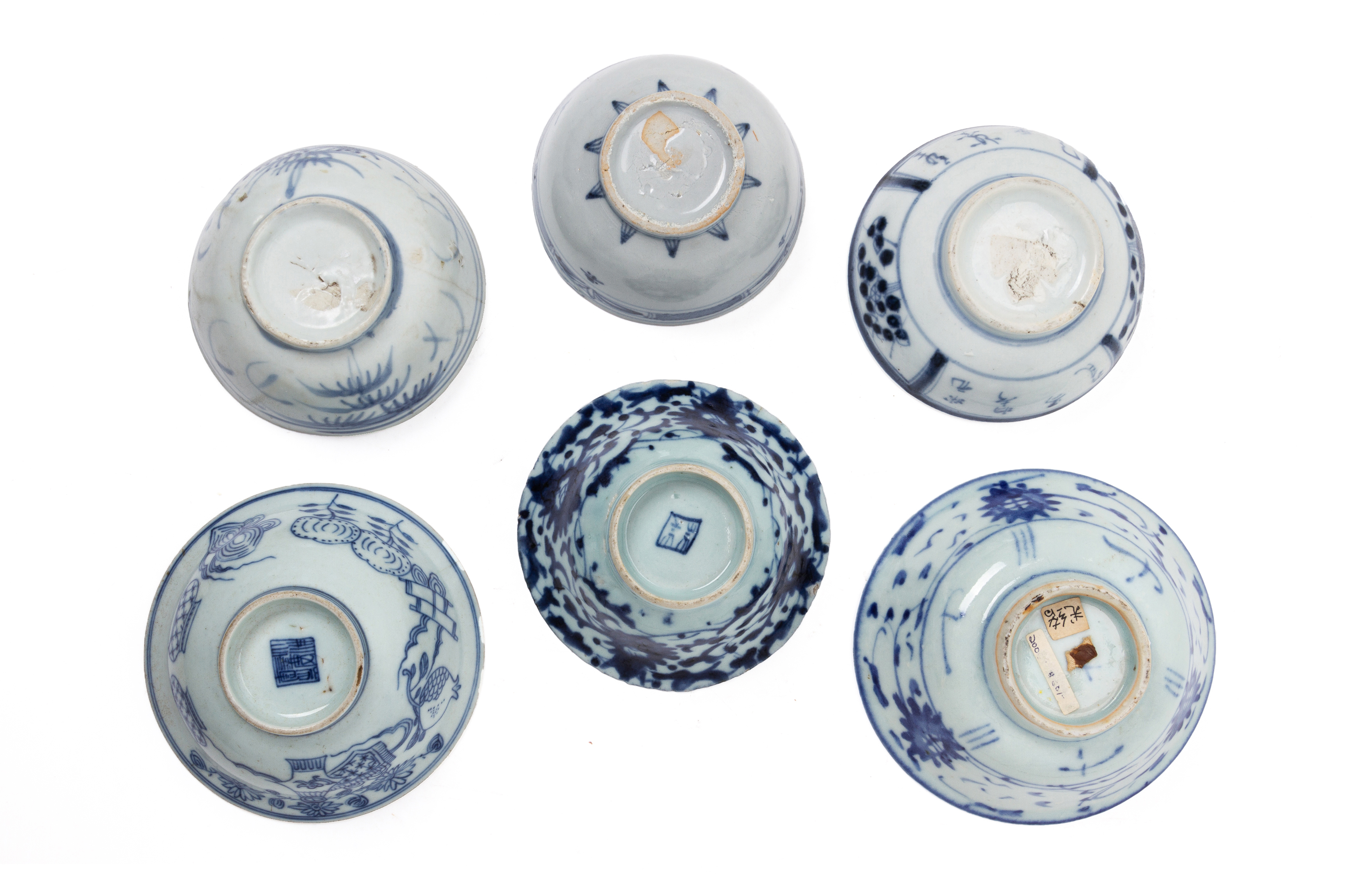 A GROUP OF SIX ASSORTED BLUE AND WHITE BOWLS - Image 3 of 3
