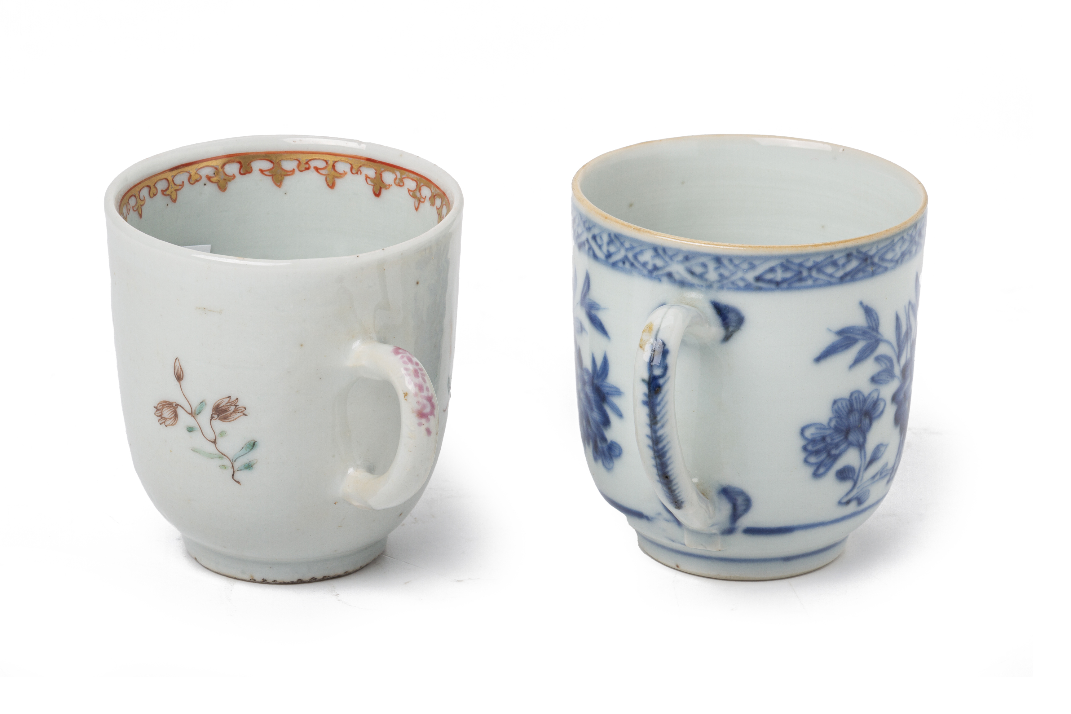 TWO CHINESE EXPORT PORCELAIN COFFEE CUPS - Image 2 of 4