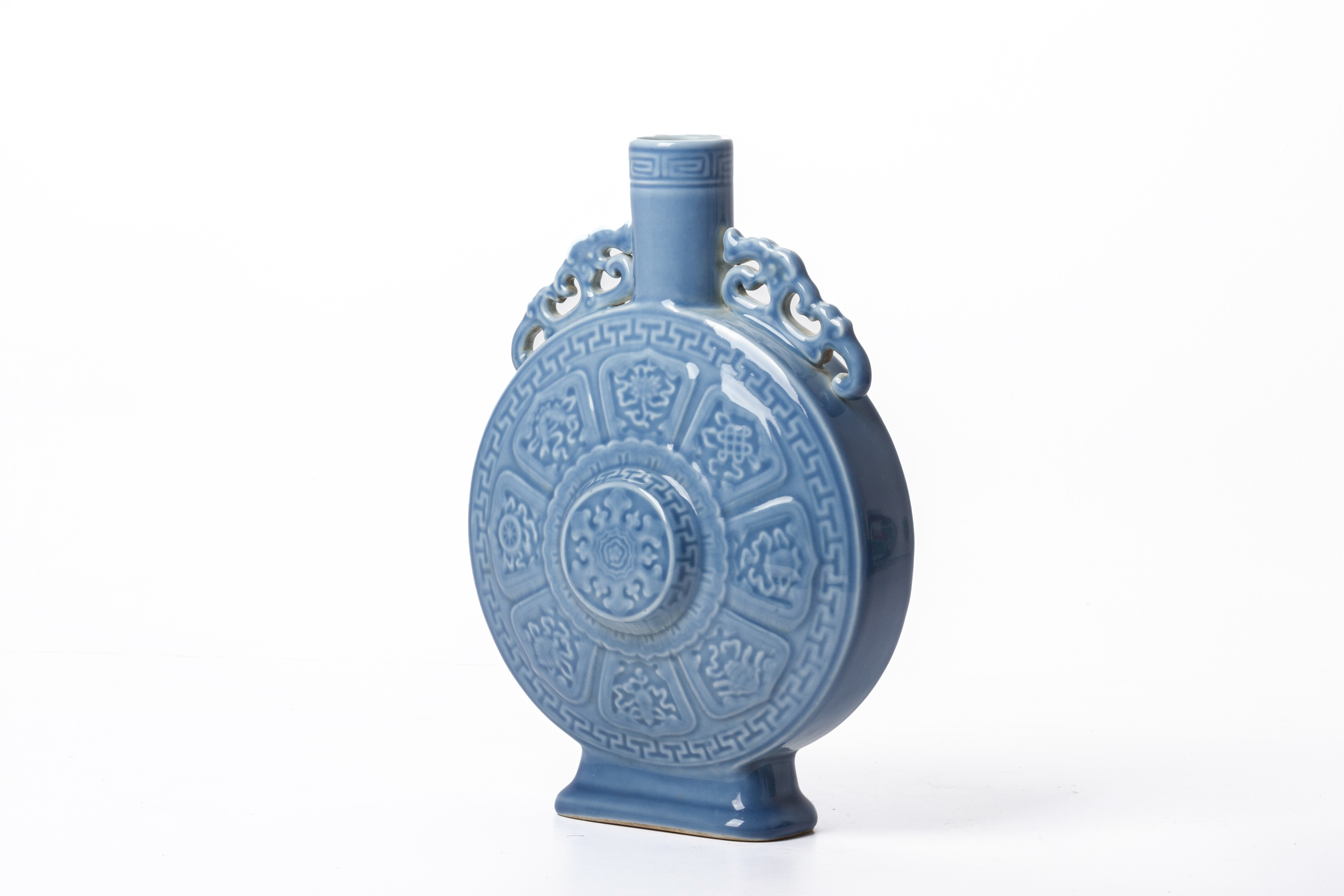 A CHINESE MONOCHROME PORCELAIN MOON FLASK - Image 2 of 3