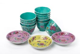 A GROUP OF FAMILLE ROSE TEABOWLS AND DISHES