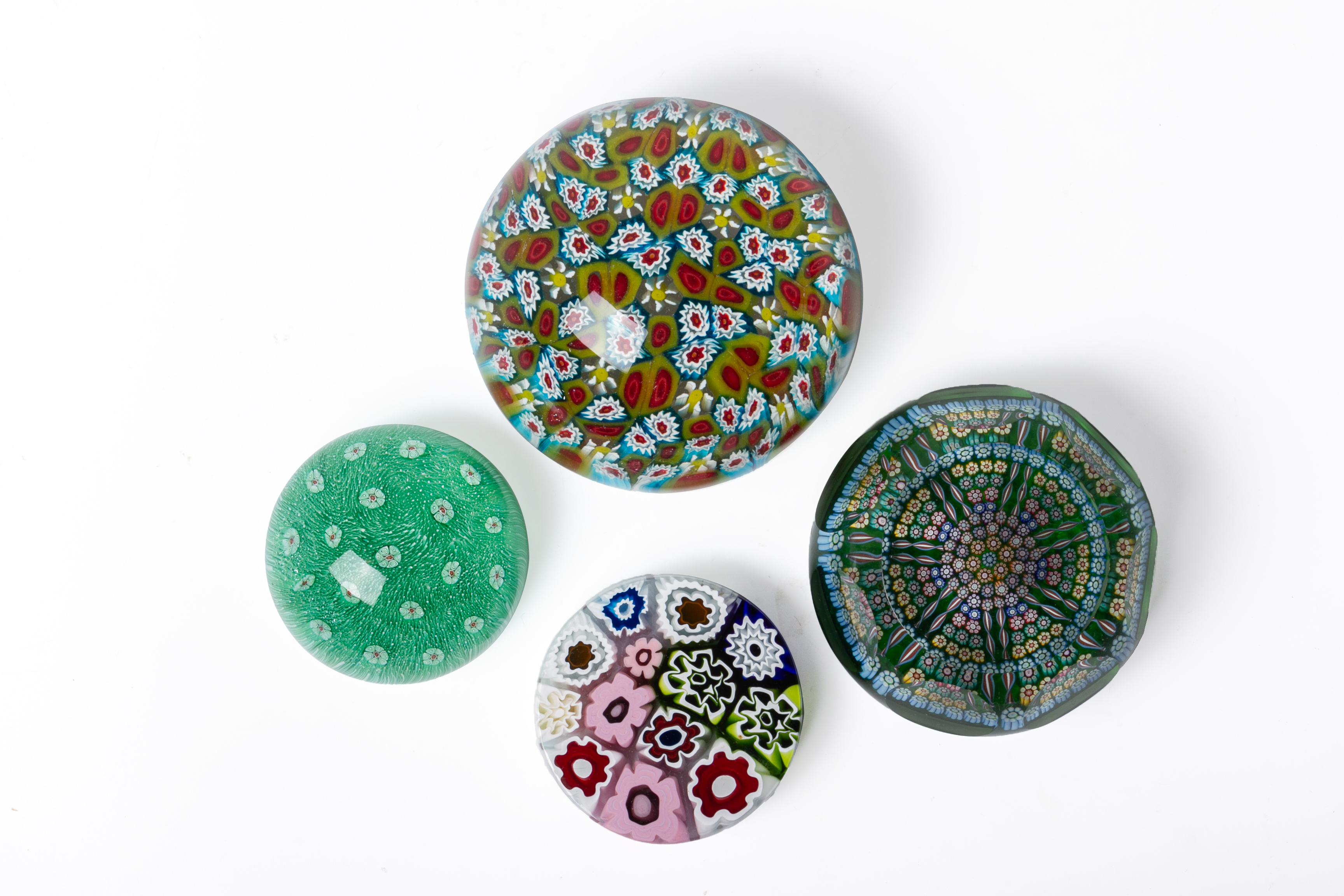 A GROUP OF FOUR MILLEFIORE GLASS PAPERWEIGHTS - Image 2 of 3