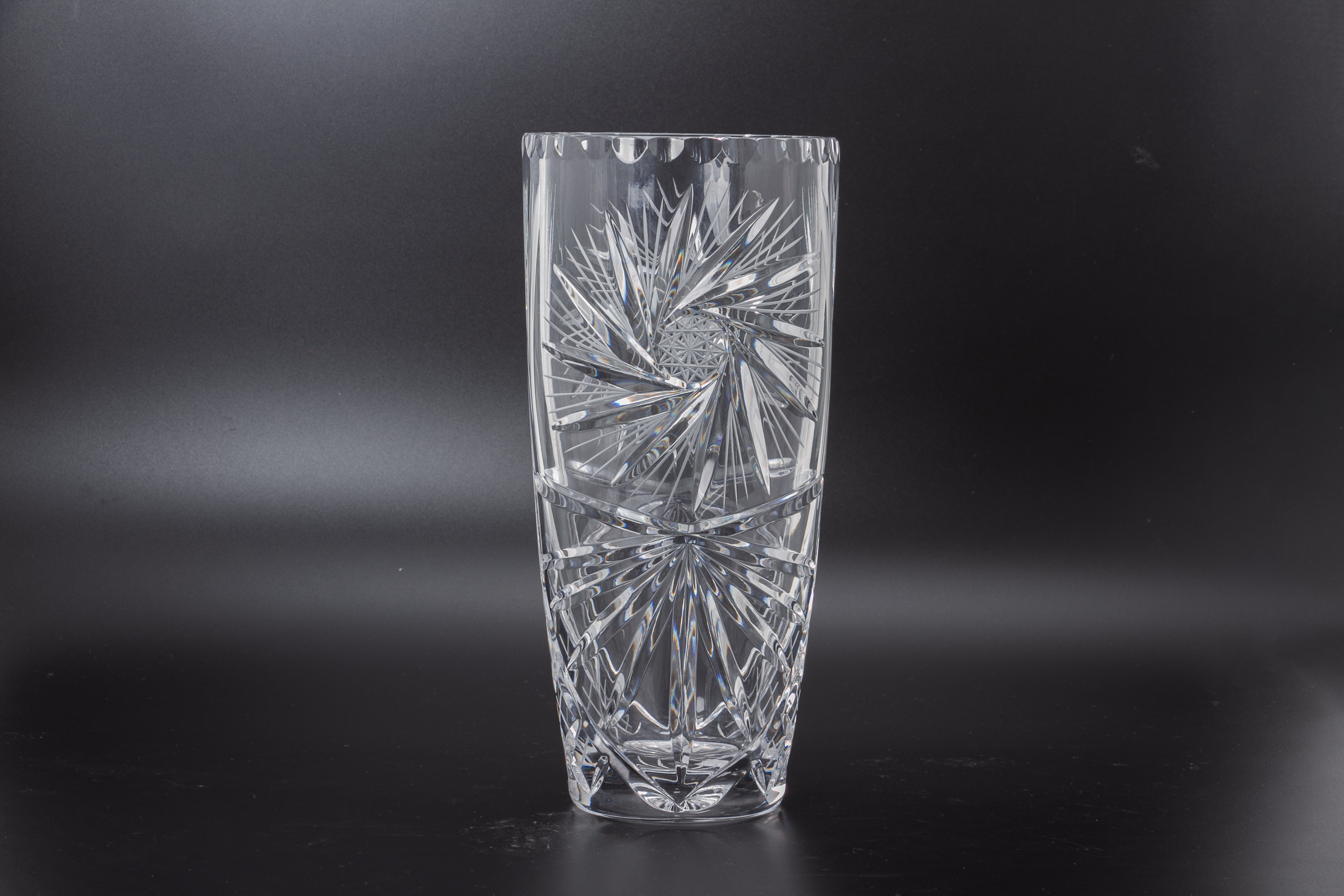 A BOHEMIA CRYSTAL AND TWO OTHER CUT GLASS VASES - Bild 6 aus 6