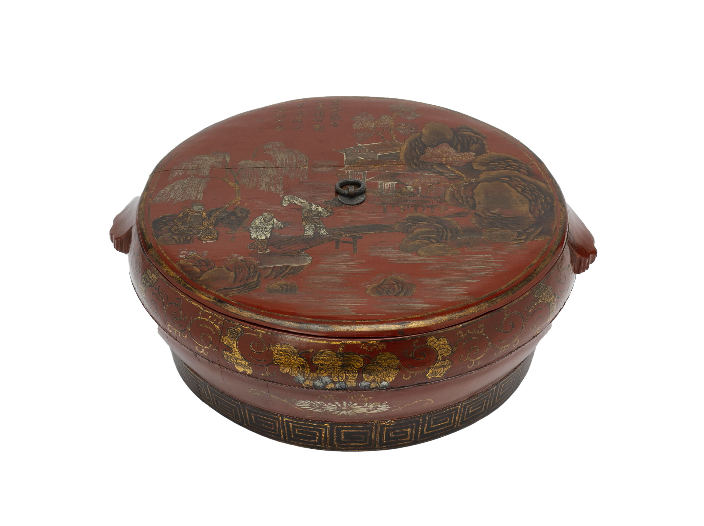 A GILT LACQUER CIRCULAR BOX