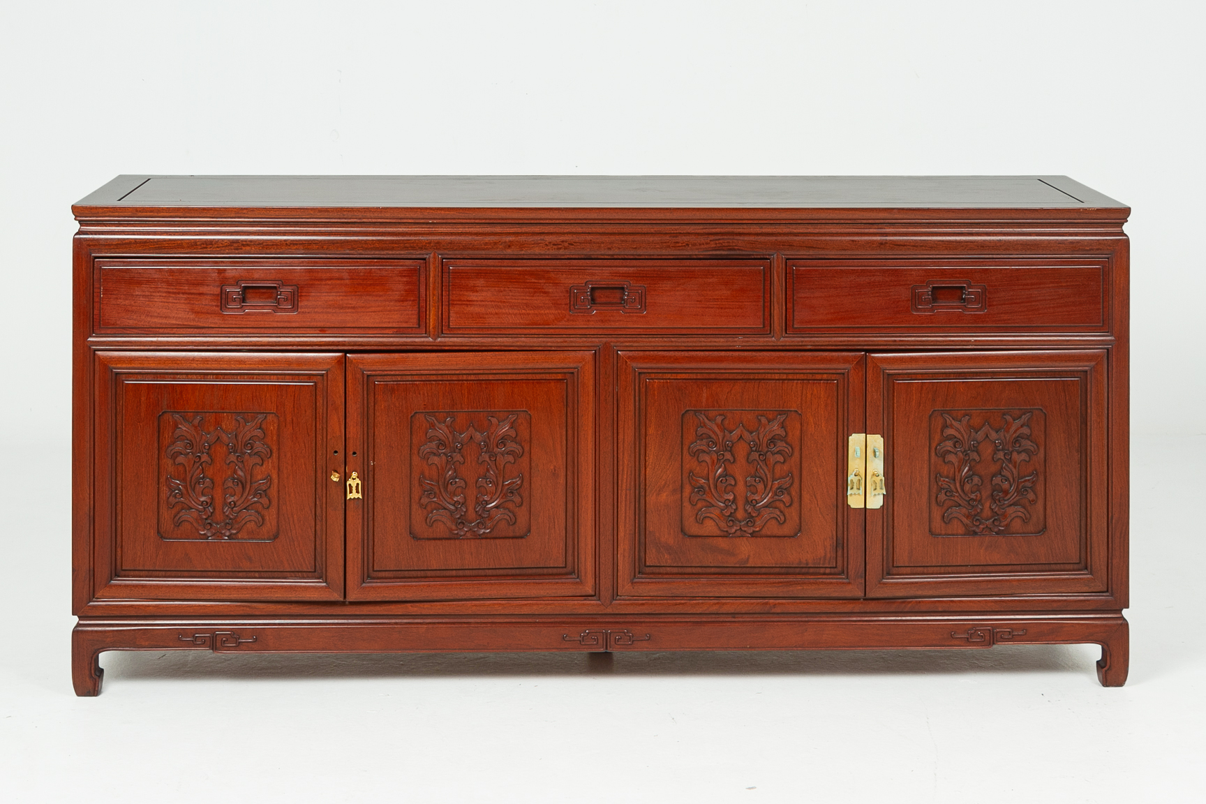 A ROSEWOOD SIDEBOARD - Image 2 of 3