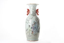 A CHINESE TWIN HANDLED PORCELAIN VASE