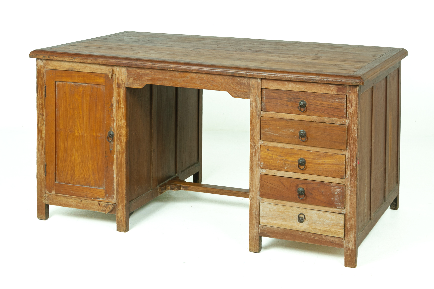 A LARGE INDIAN TEAK PARTNERS DESK - Image 2 of 3