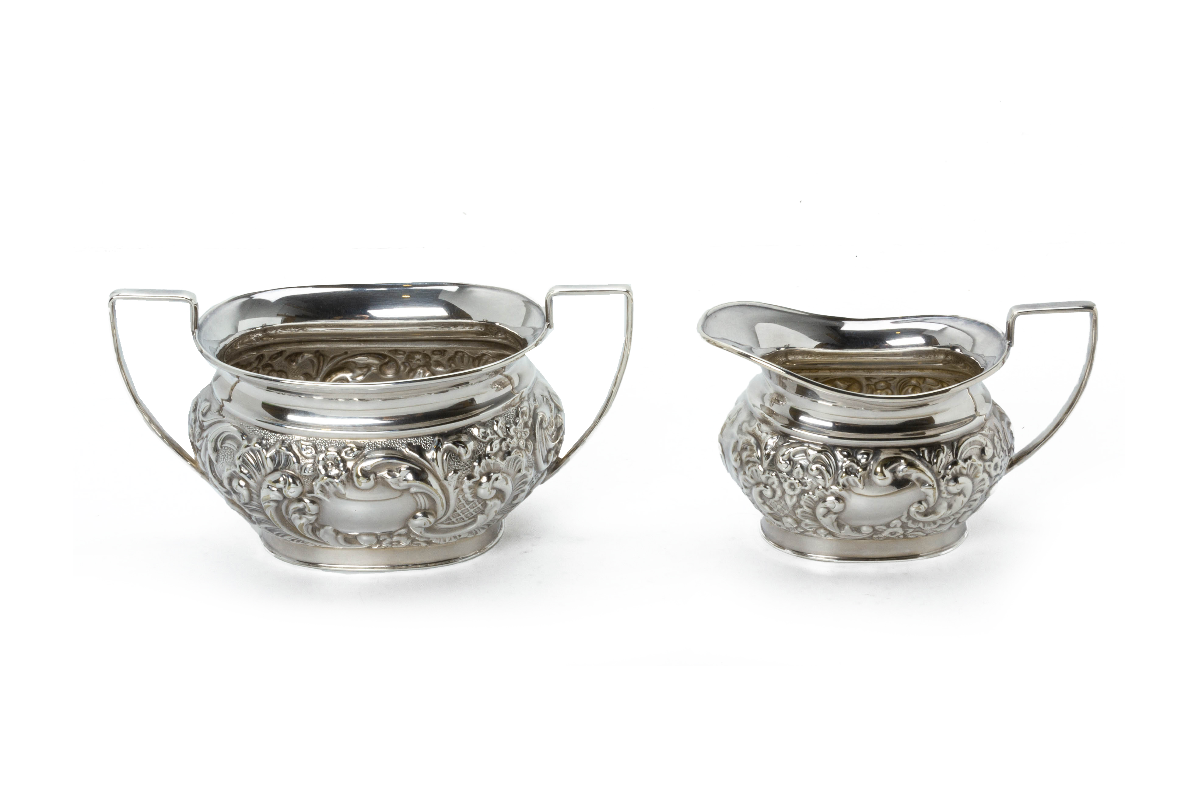 A LATE VICTORIAN SILVER PLATED TEA, COFFEE SERVICE AND TRAY - Image 4 of 5