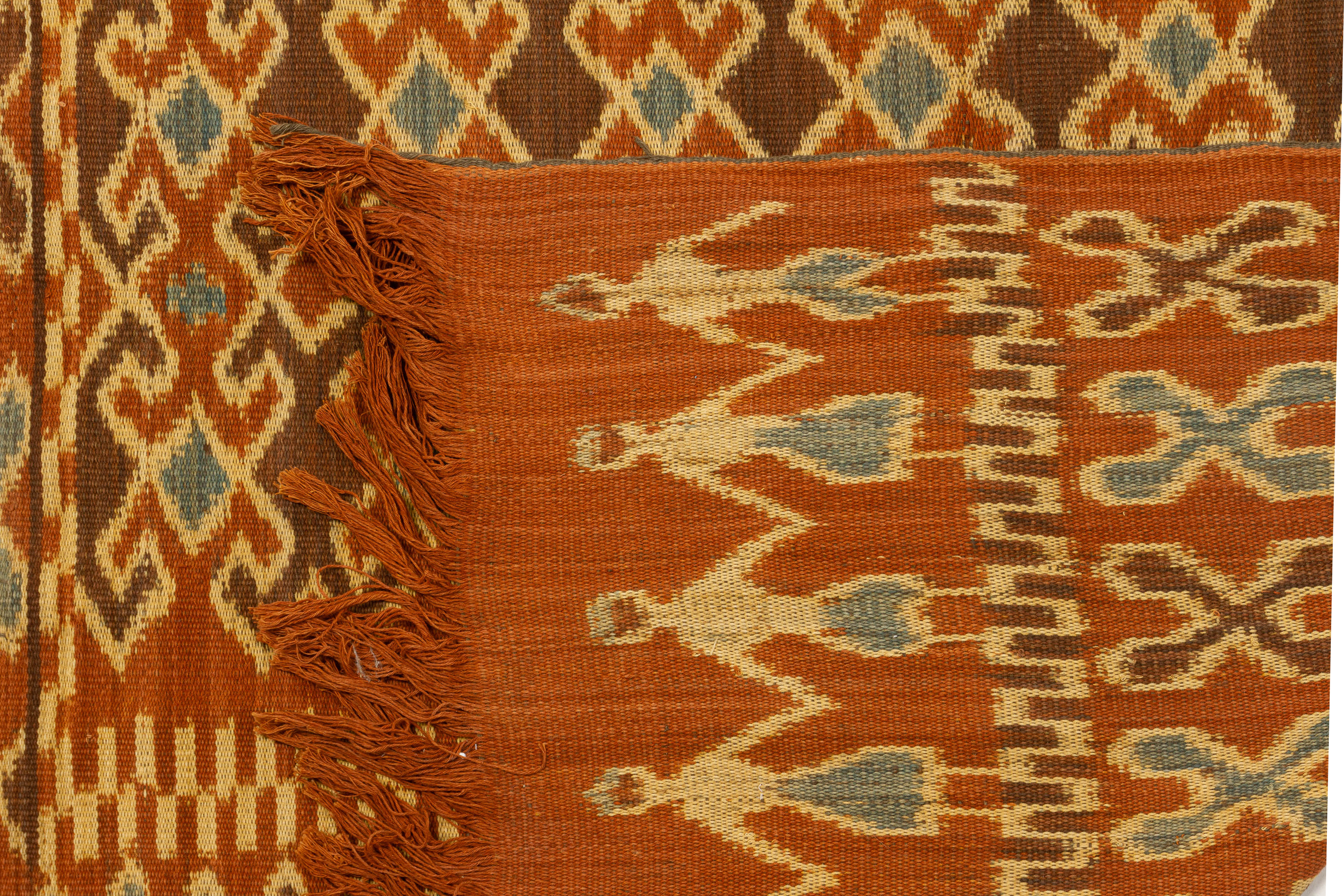 AN INDONESIAN IKAT TEXTILE - Image 2 of 2
