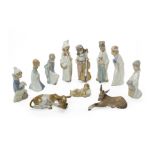 A LLADRO PORCELAIN NATIVITY SET