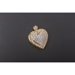 A HEART-SHAPED DIAMOND PENDANT