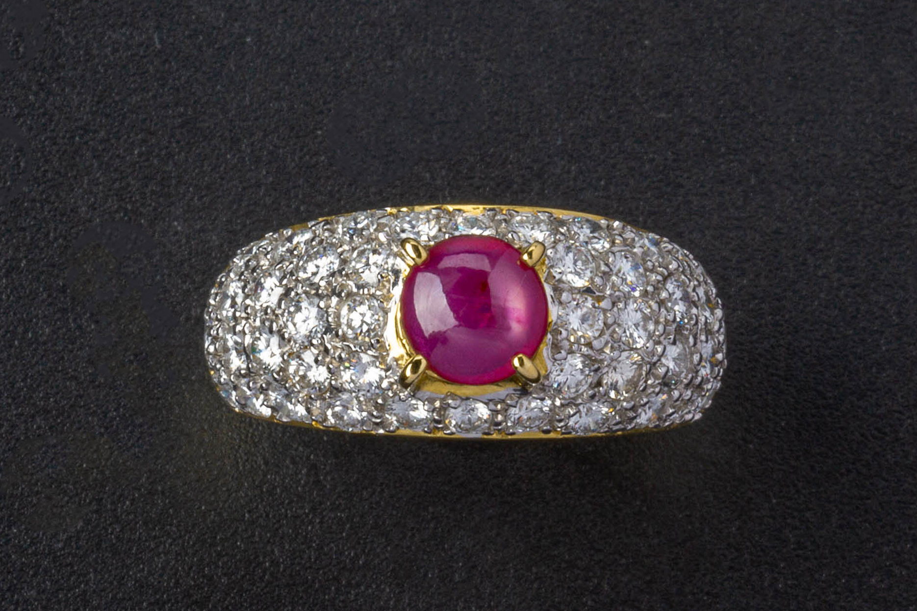 A STAR RUBY AND DIAMOND RING - Image 3 of 4