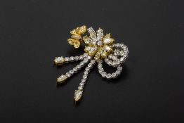 A DIAMOND TREMBLEUSE BUTTERFLY BROOCH