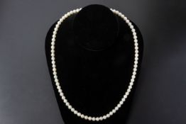 A SINGLE STRAND AKOYA CULTURED PEARL NECKLACE