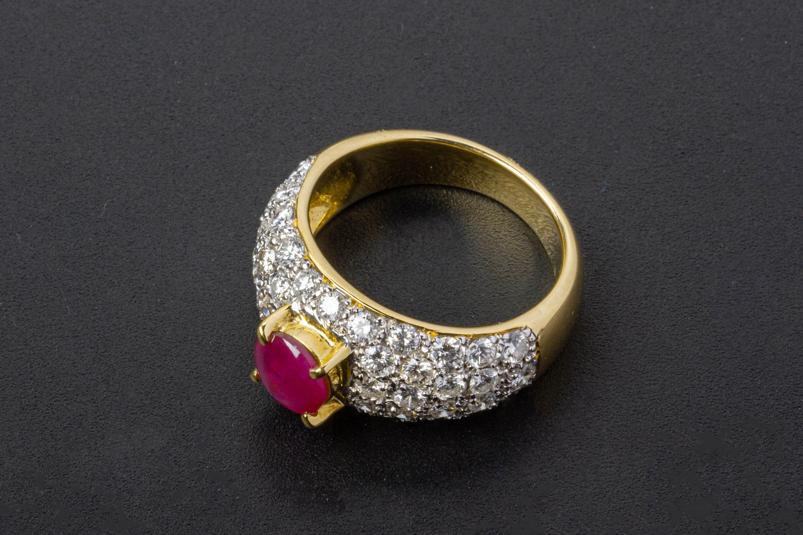 A STAR RUBY AND DIAMOND RING - Image 4 of 4