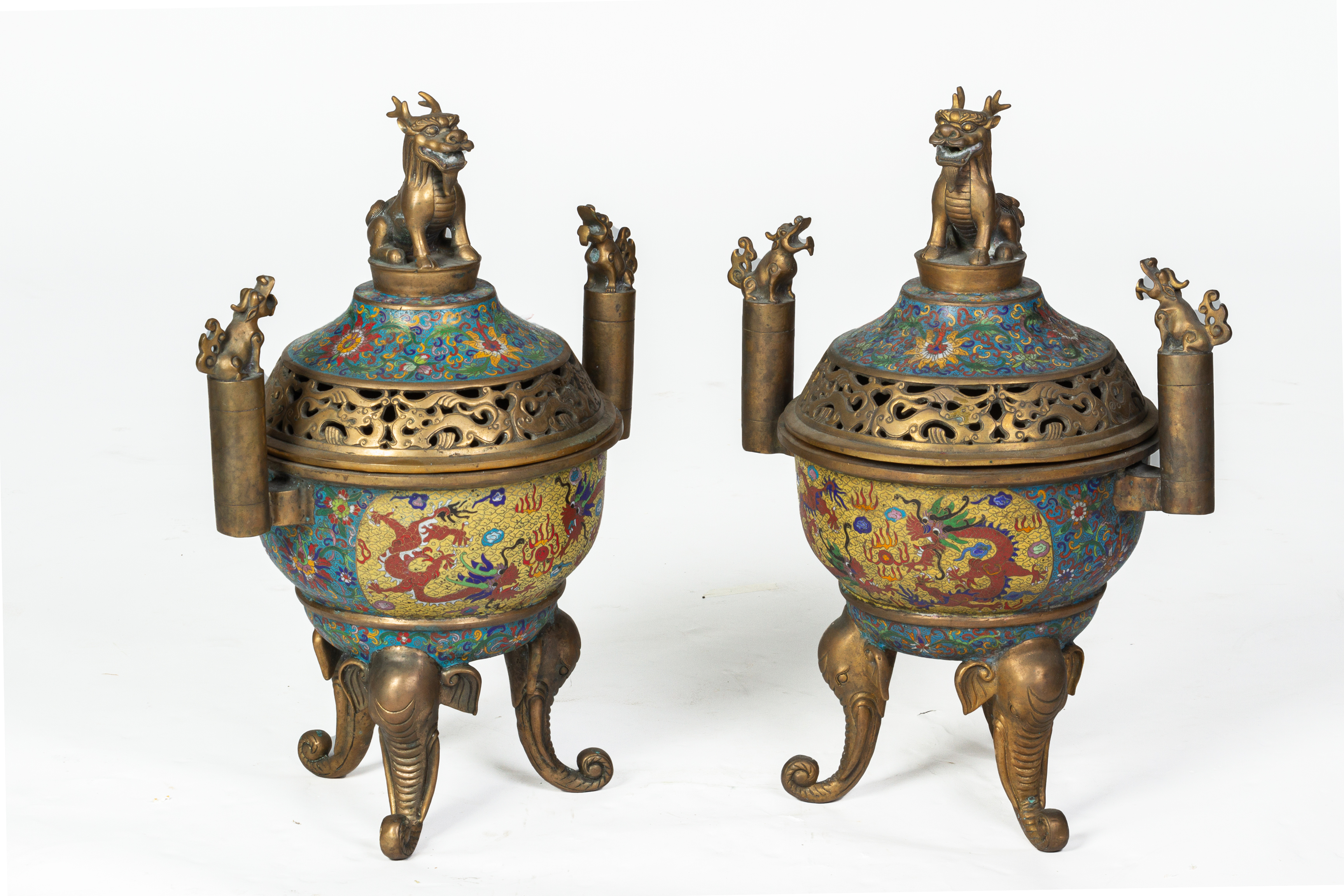 A PAIR OF CLOISONNE ENAMEL TRIPOD CENSERS