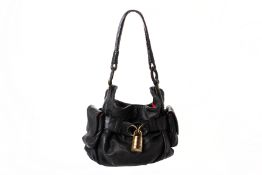 A SHANGHAI TANG BLACK LEATHER HANDBAG