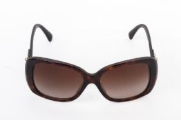 A PAIR OF CHANEL BROWN QUILTED SUNGLASSES