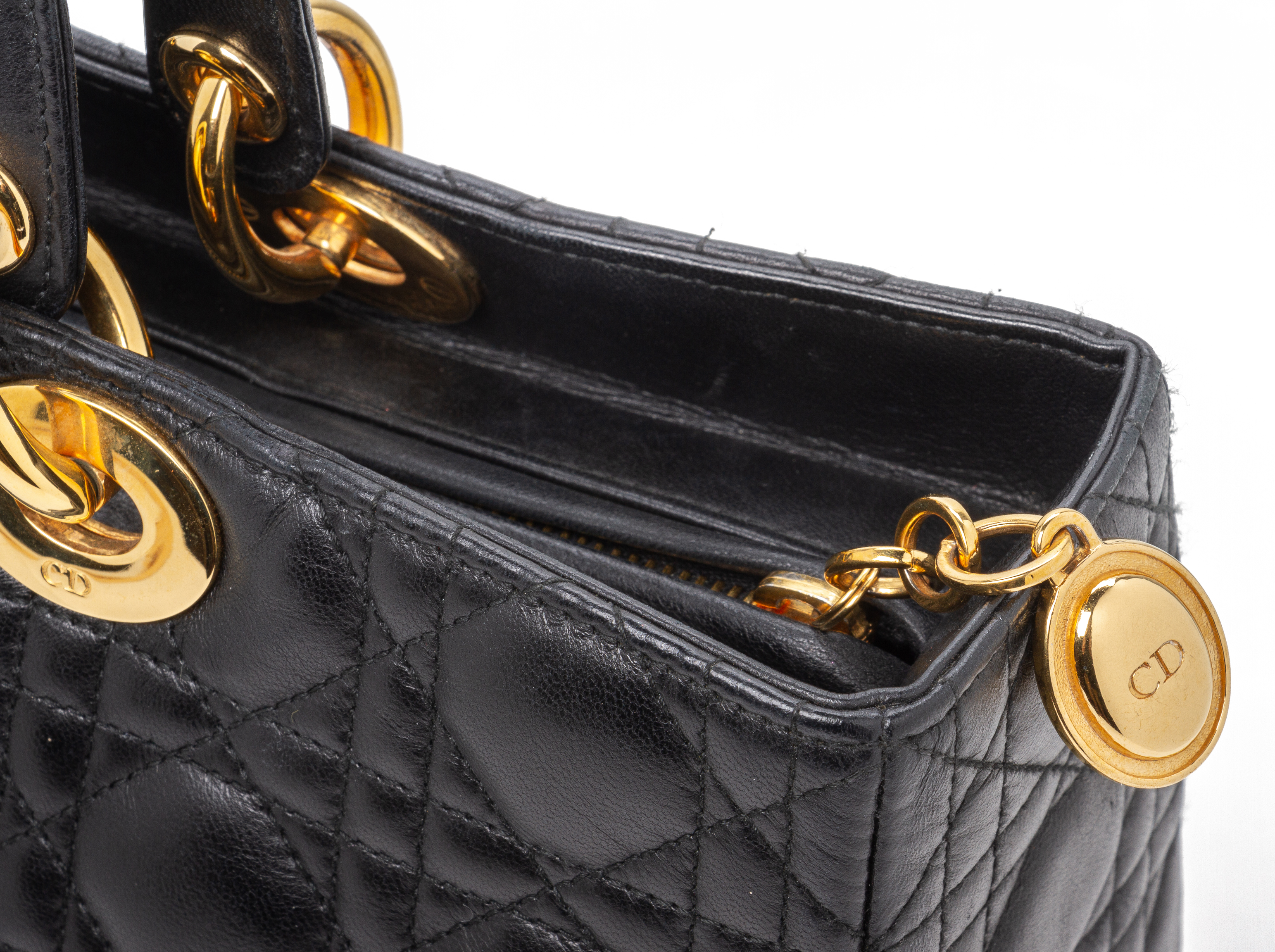 A LADY DIOR BLACK LEATHER HANDBAG - Image 4 of 5