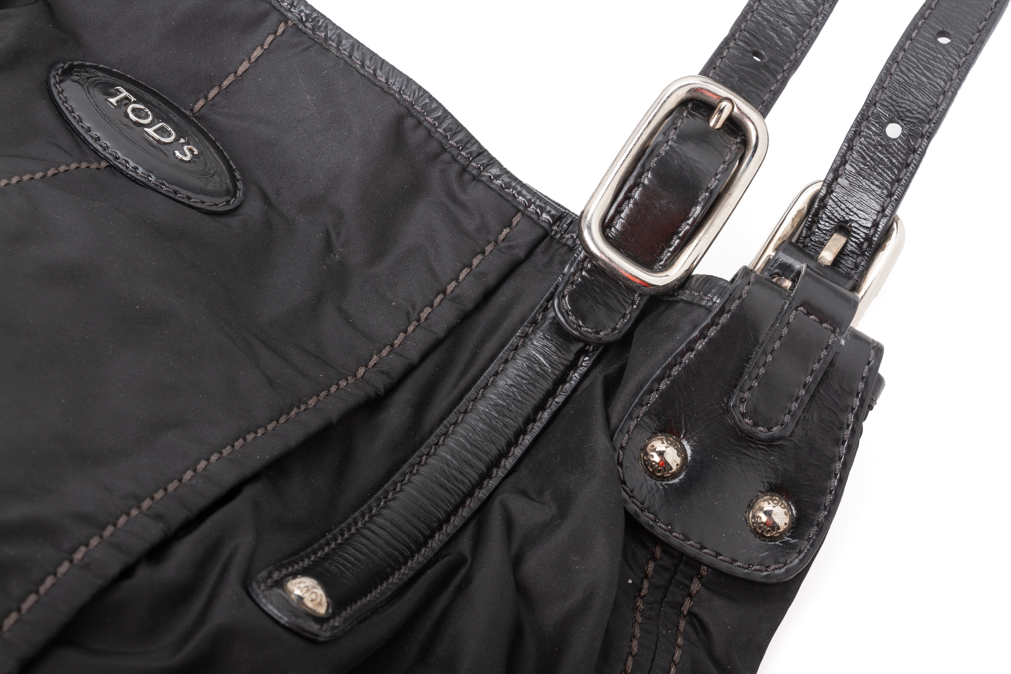 A TODS BLACK LEATHER HANDBAG - Image 3 of 4