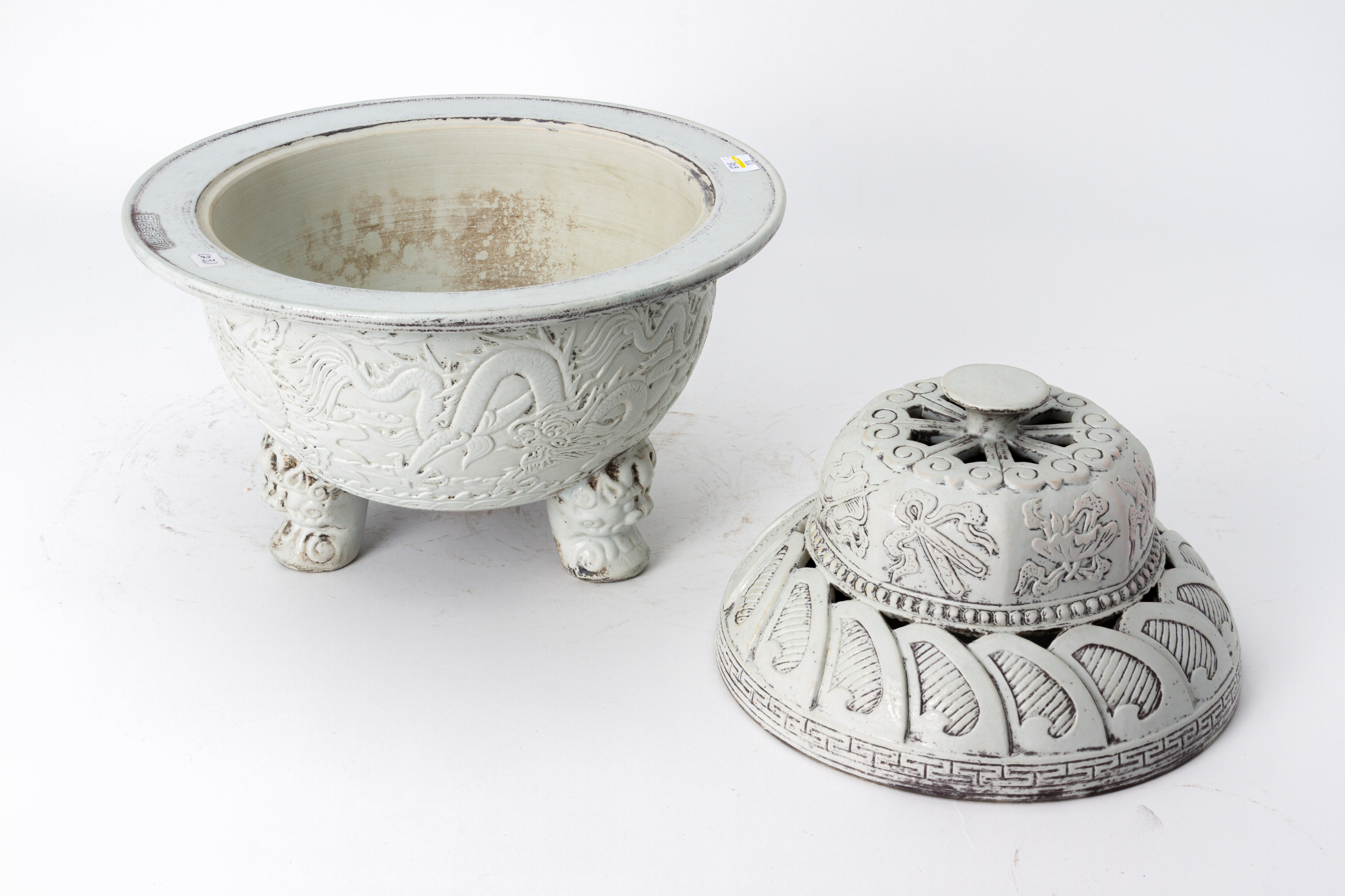 A WHITE GLAZED RELIEF MOULDED TRIPOD CENSER - Image 3 of 14