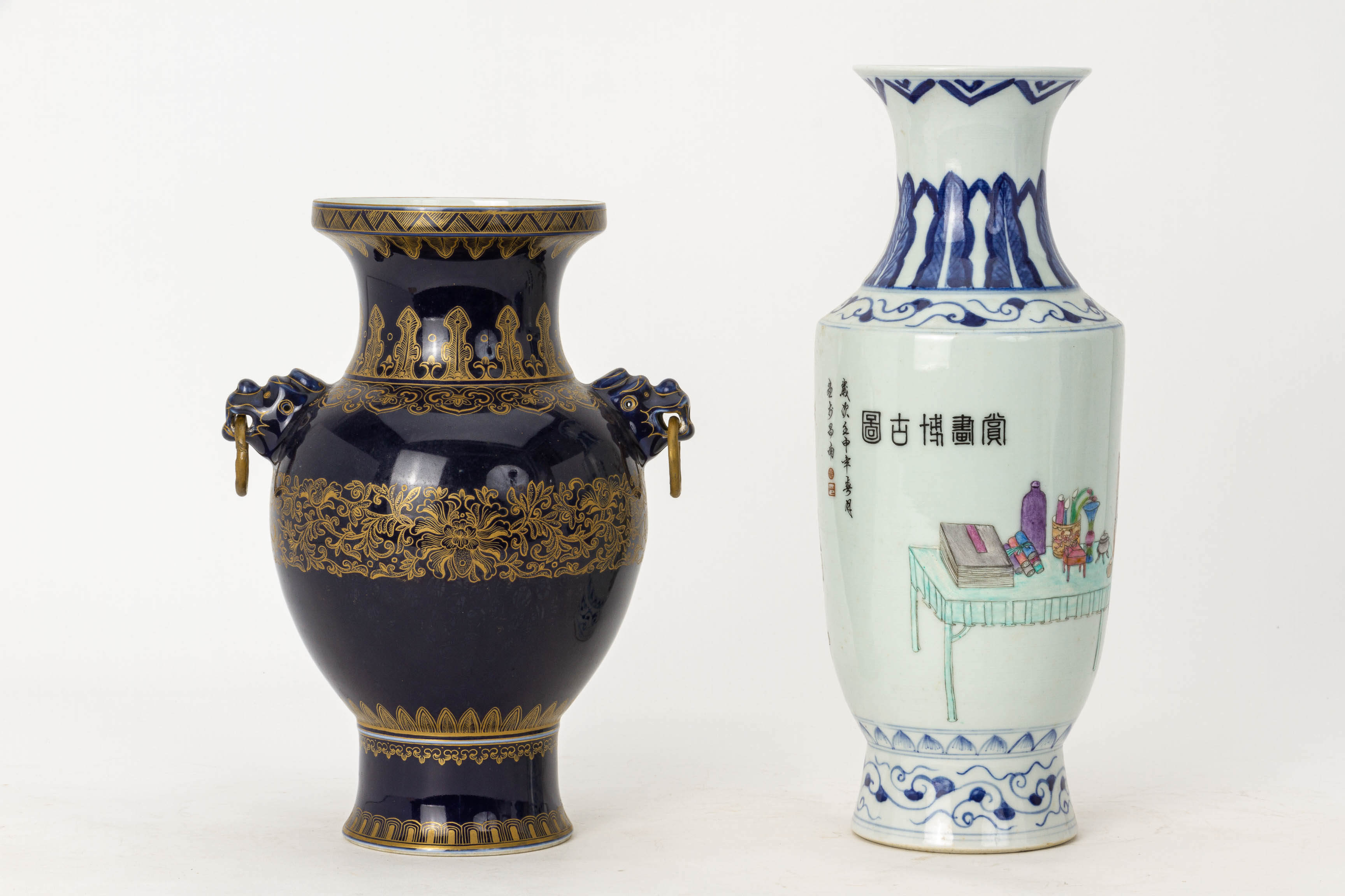 A GROUP OF FOUR ASSORTED CHINESE PORCELAIN VASES - Image 3 of 3