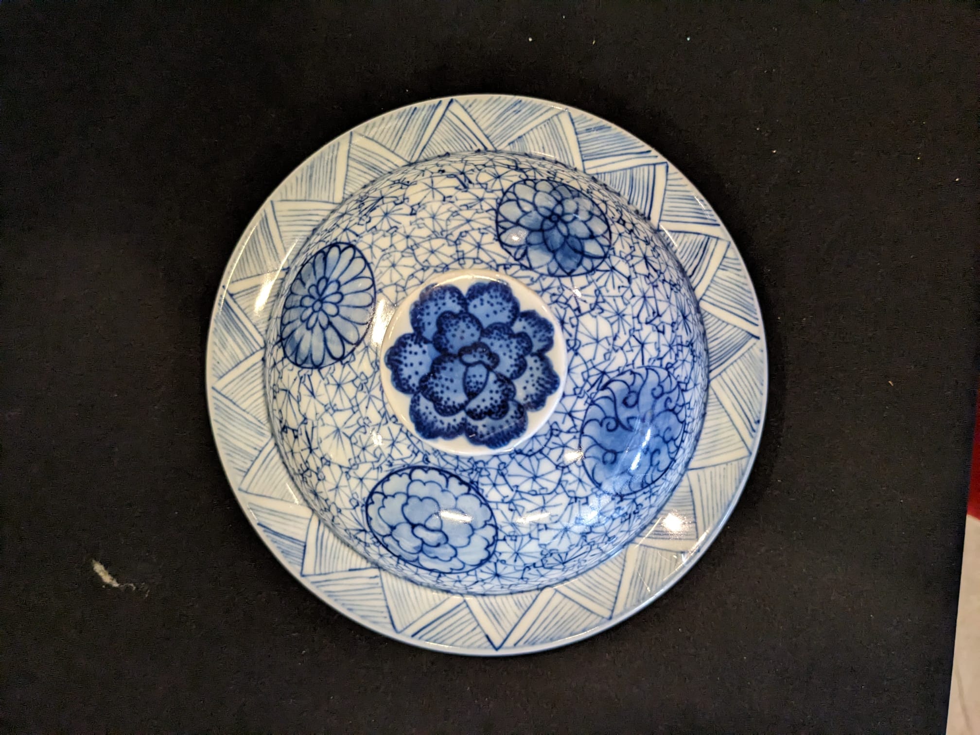 GROUP OF BLUE AND WHITE PORCELAIN ITEMS - Image 19 of 28