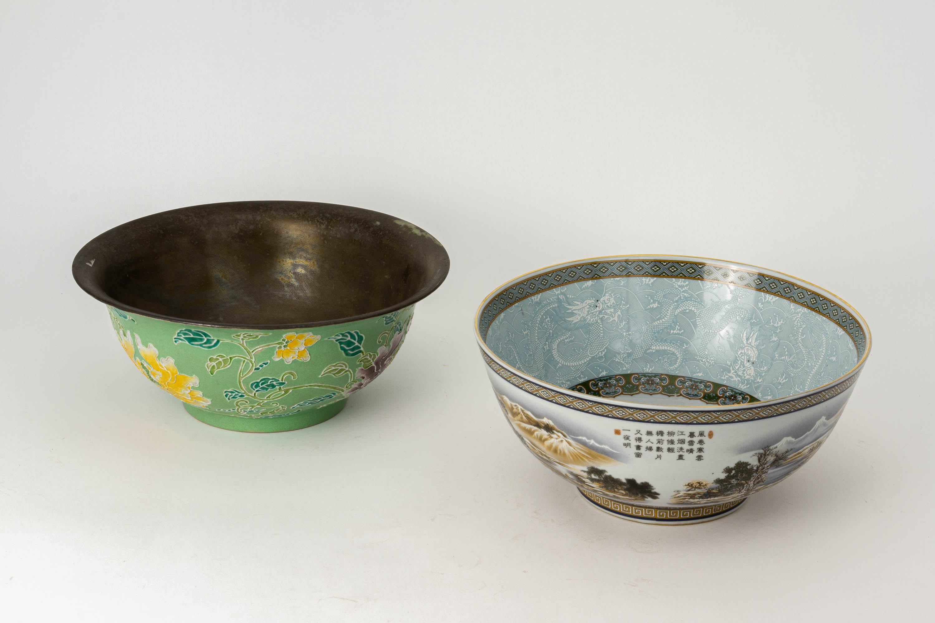 THREE LARGE PORCELAIN BOWLS AND A DISH - Image 3 of 3