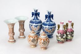 FOUR PAIRS OF SMALL CHINESE PORCELAIN VASES