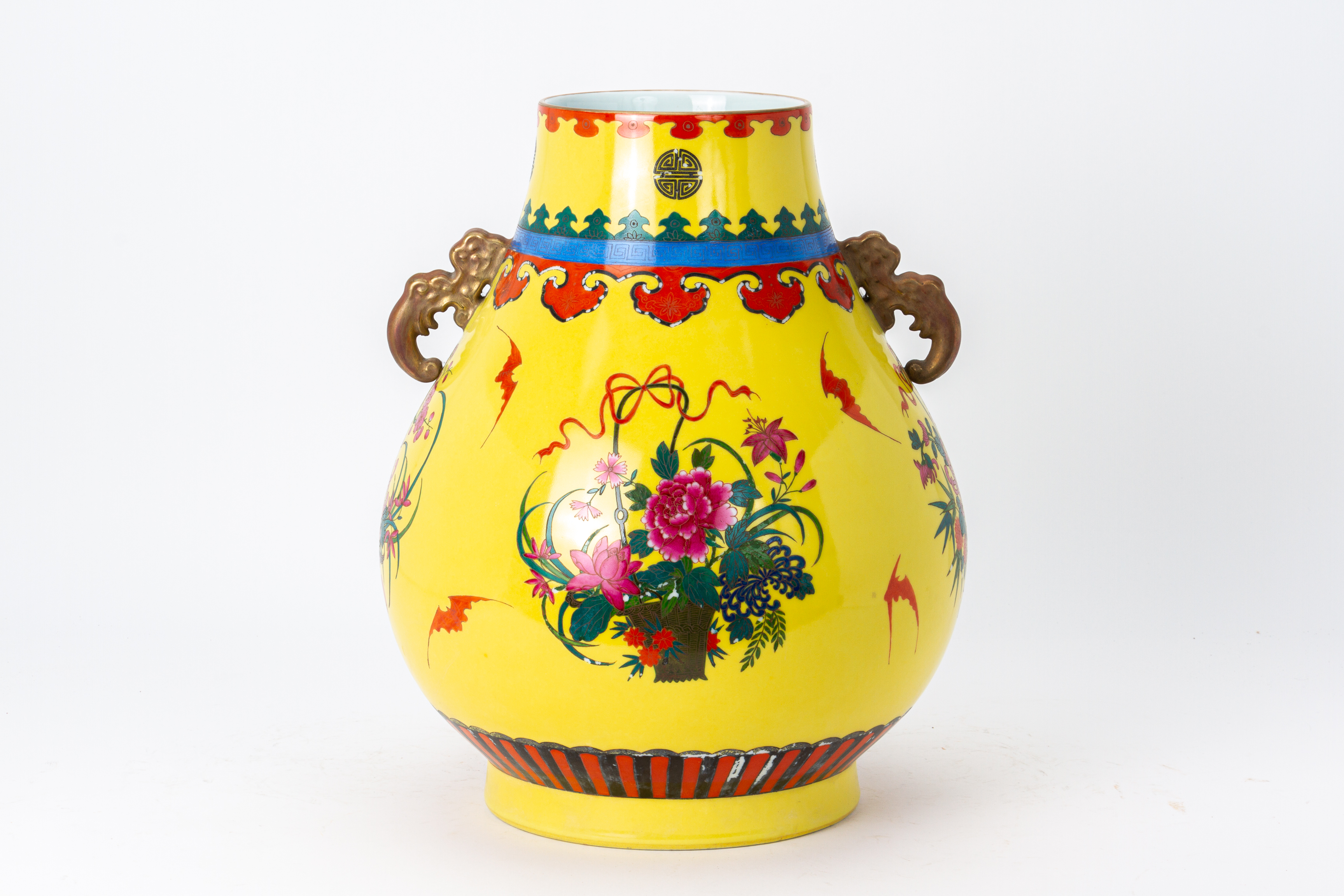 A LARGE YELLOW GROUND TWIN HANDLED HU SHAPED VASE