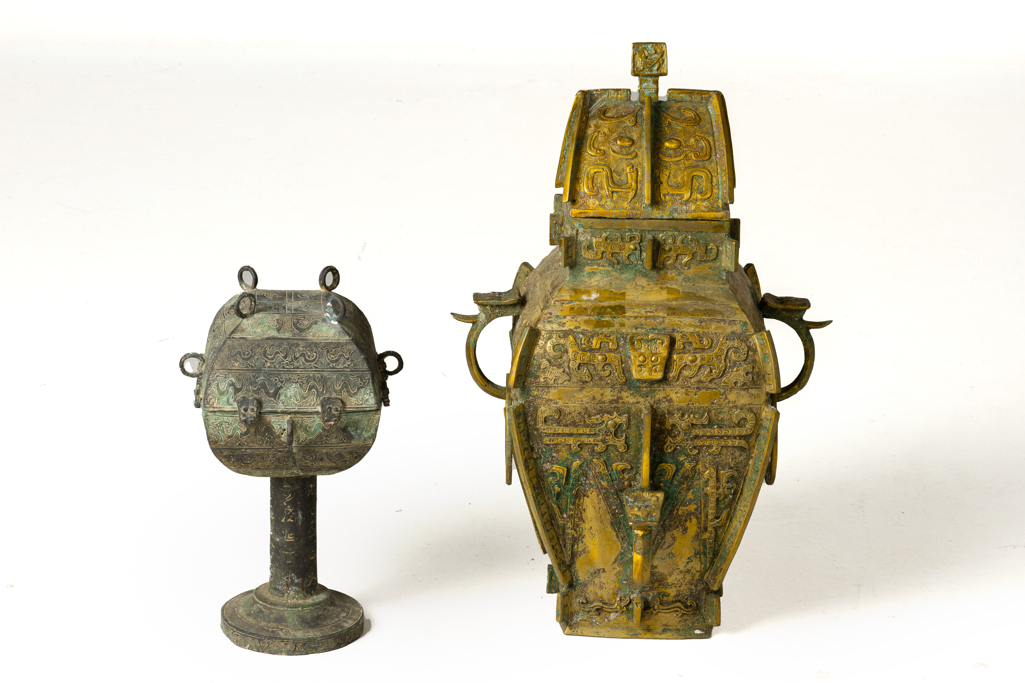THREE METALWARE CENSERS AND VESSELS - Image 3 of 3