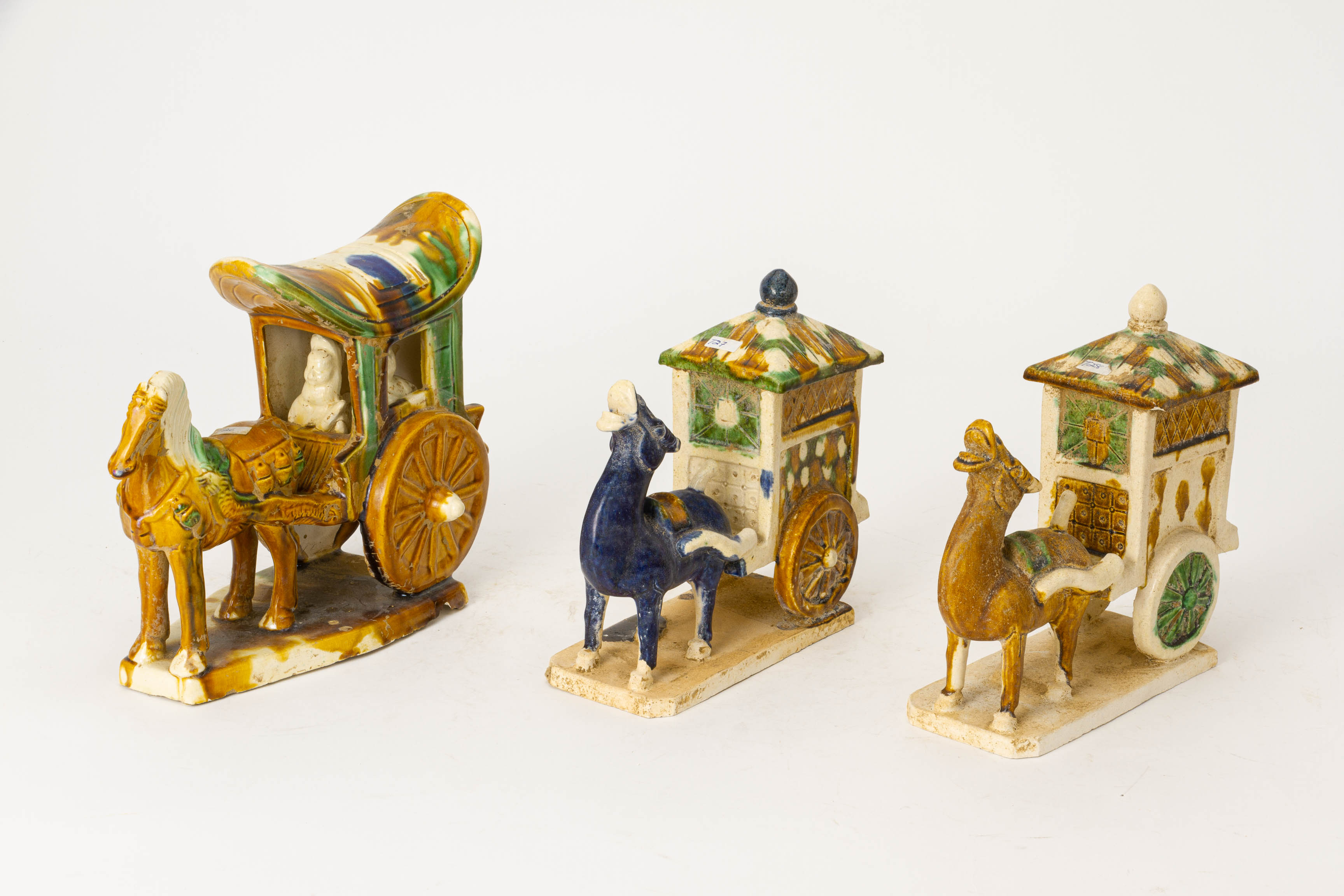 A GROUP OF TANG STYLE POTTERY HORSES AND CARRIAGES - Image 2 of 3