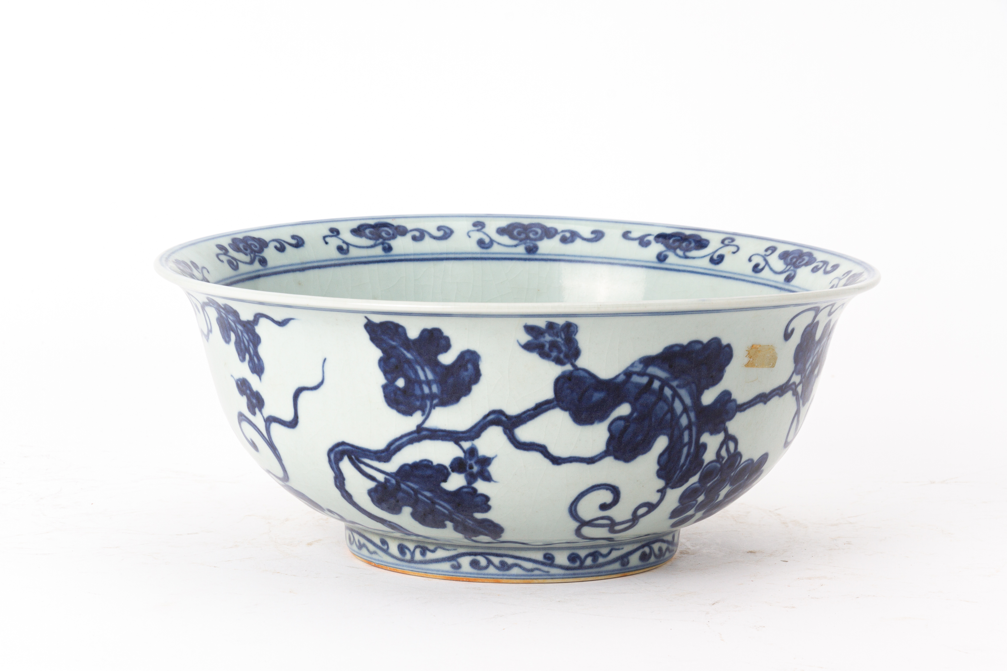 THREE CHINESE BLUE AND WHITE PORCELAIN ITEMS - Image 3 of 3