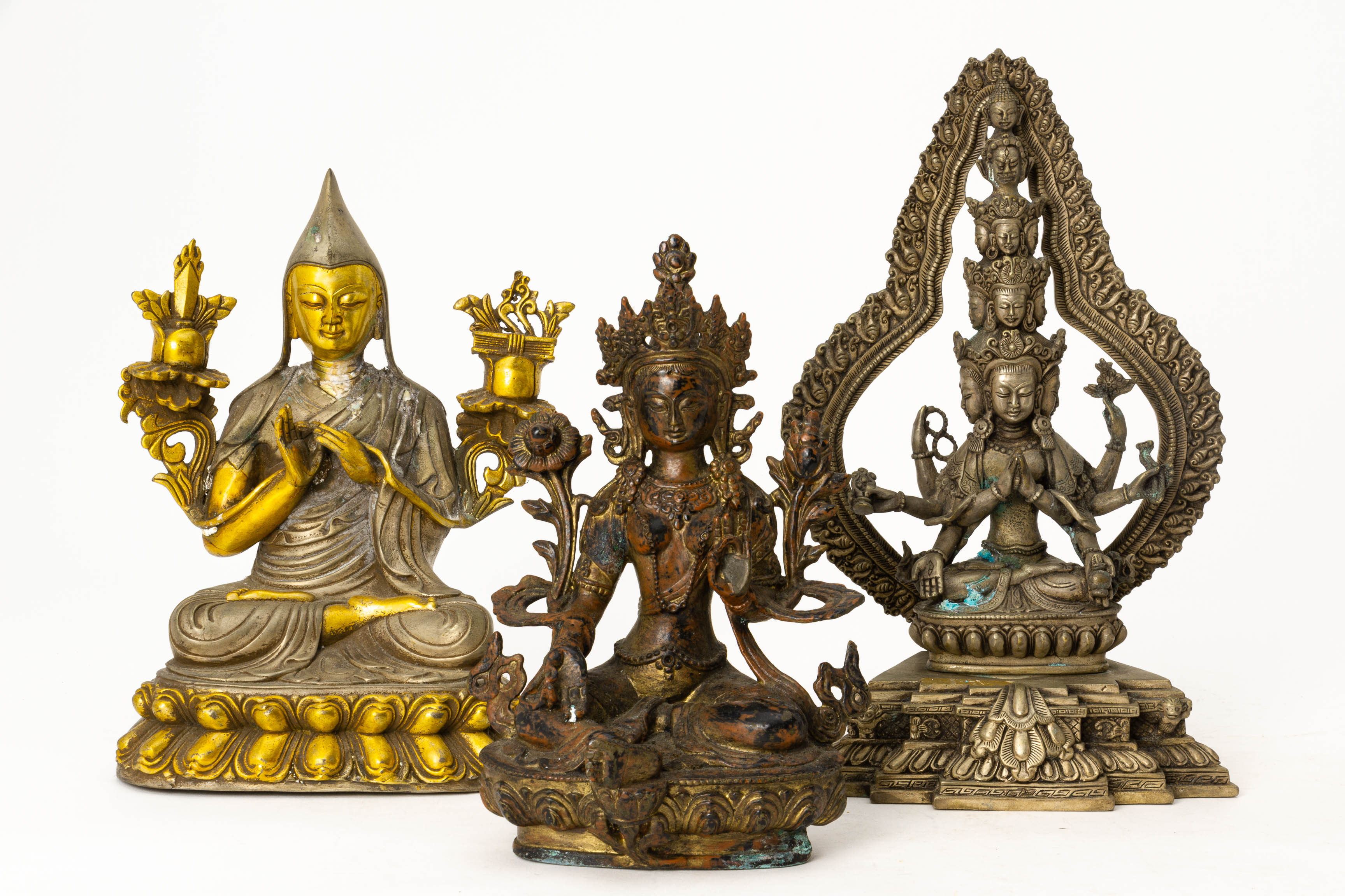 A GROUP OF FIVE CAST METAL BUDDHIST FIGURES - Image 3 of 3