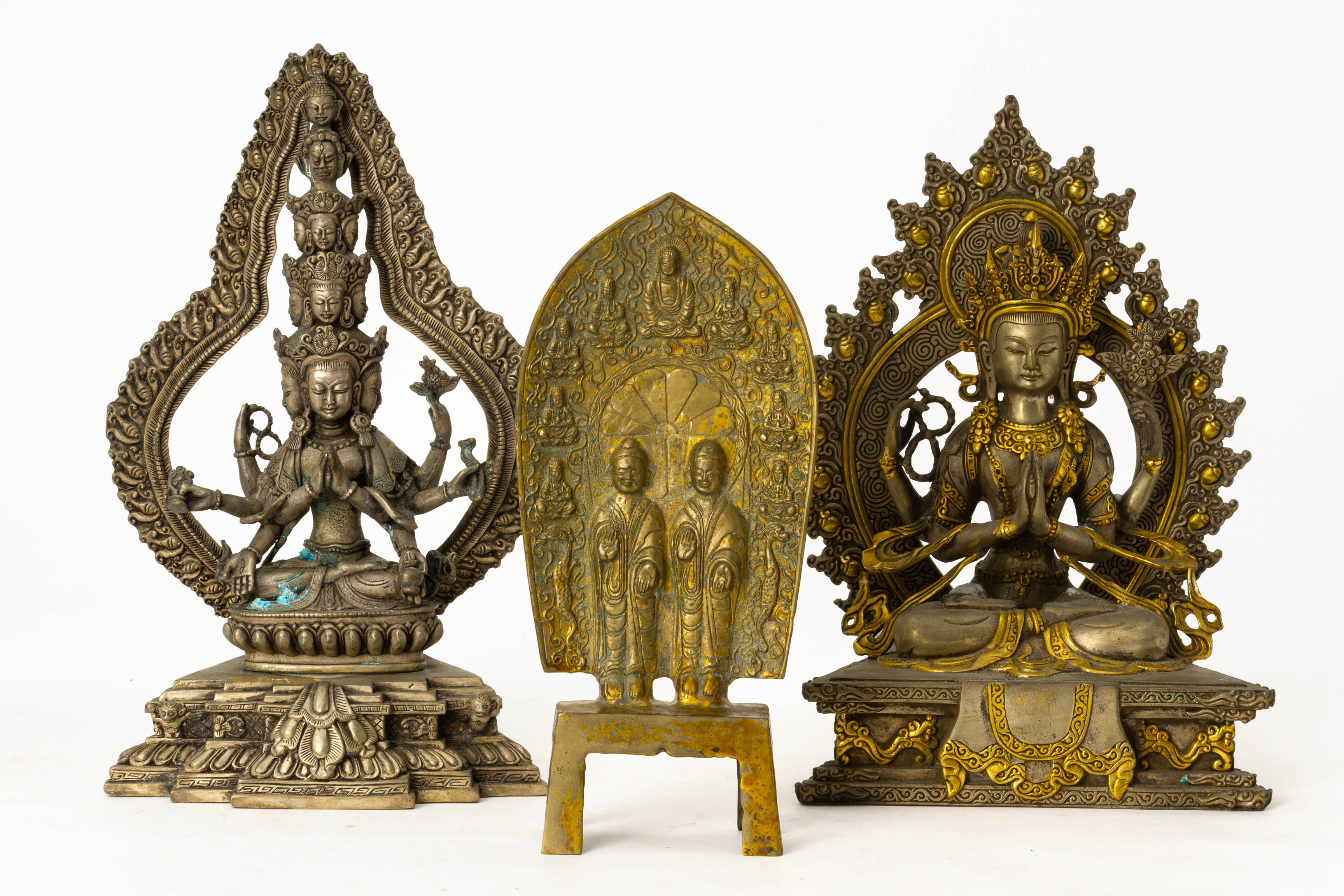 A GROUP OF FIVE CAST METAL BUDDHIST FIGURES - Image 2 of 3