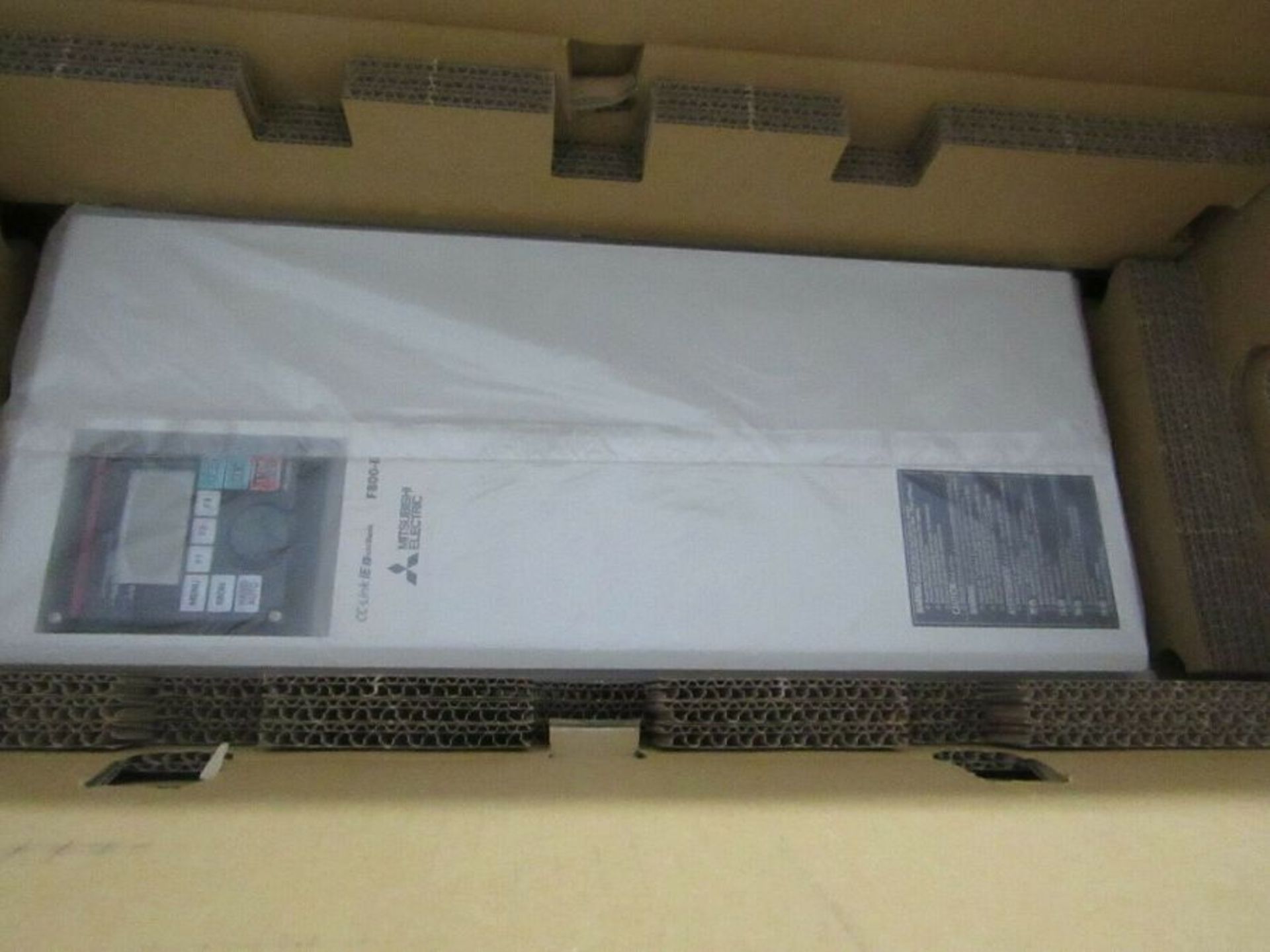 Mitsubishi F846 IP55 3.7kW 400V 3ph AC Inverter Drive, STO, C2 EMC 585 1809456