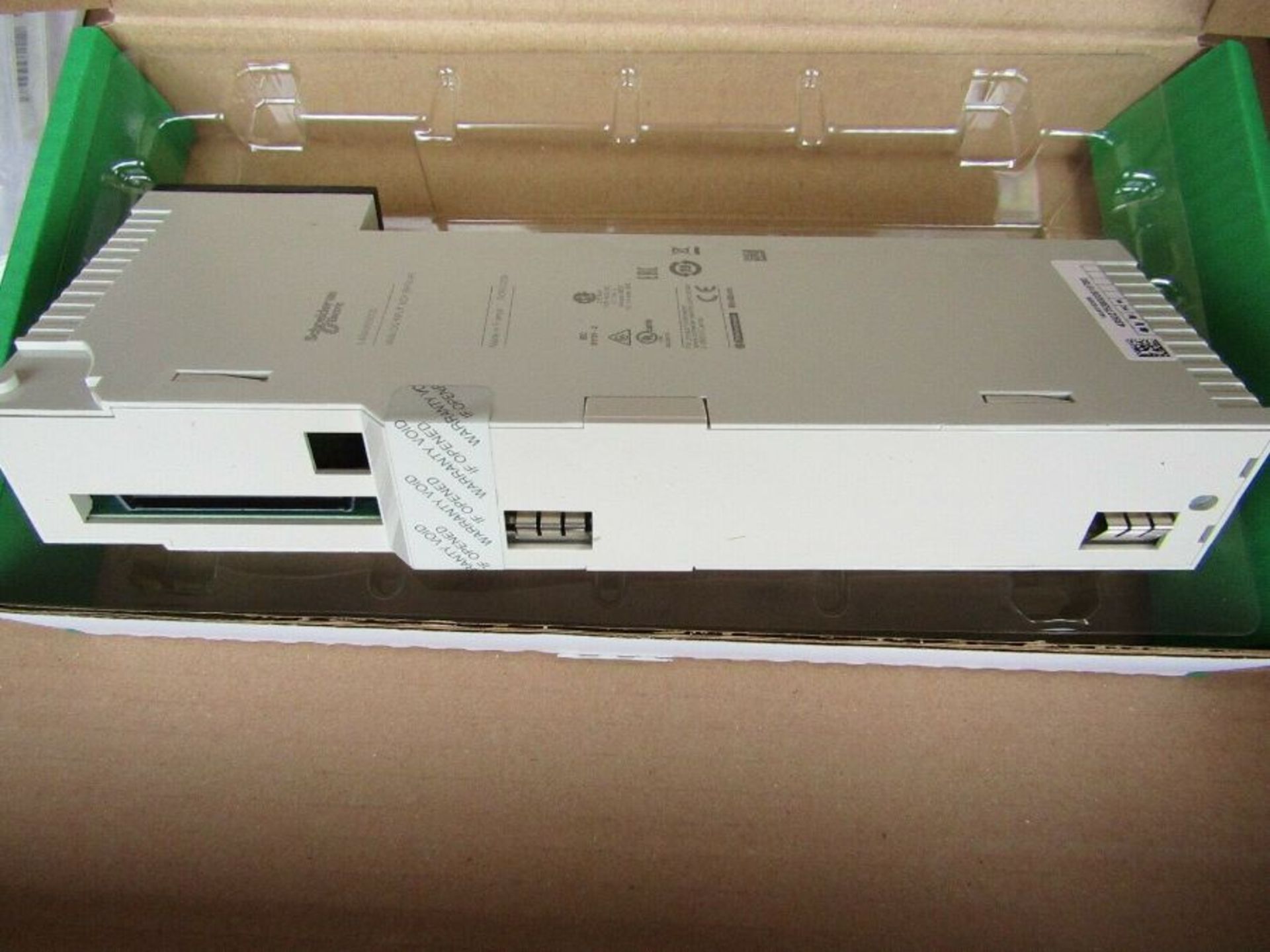 Schneider Modicon Quantum Automation PLC I/O Module 0-10v - Head 1355205 - Image 2 of 3