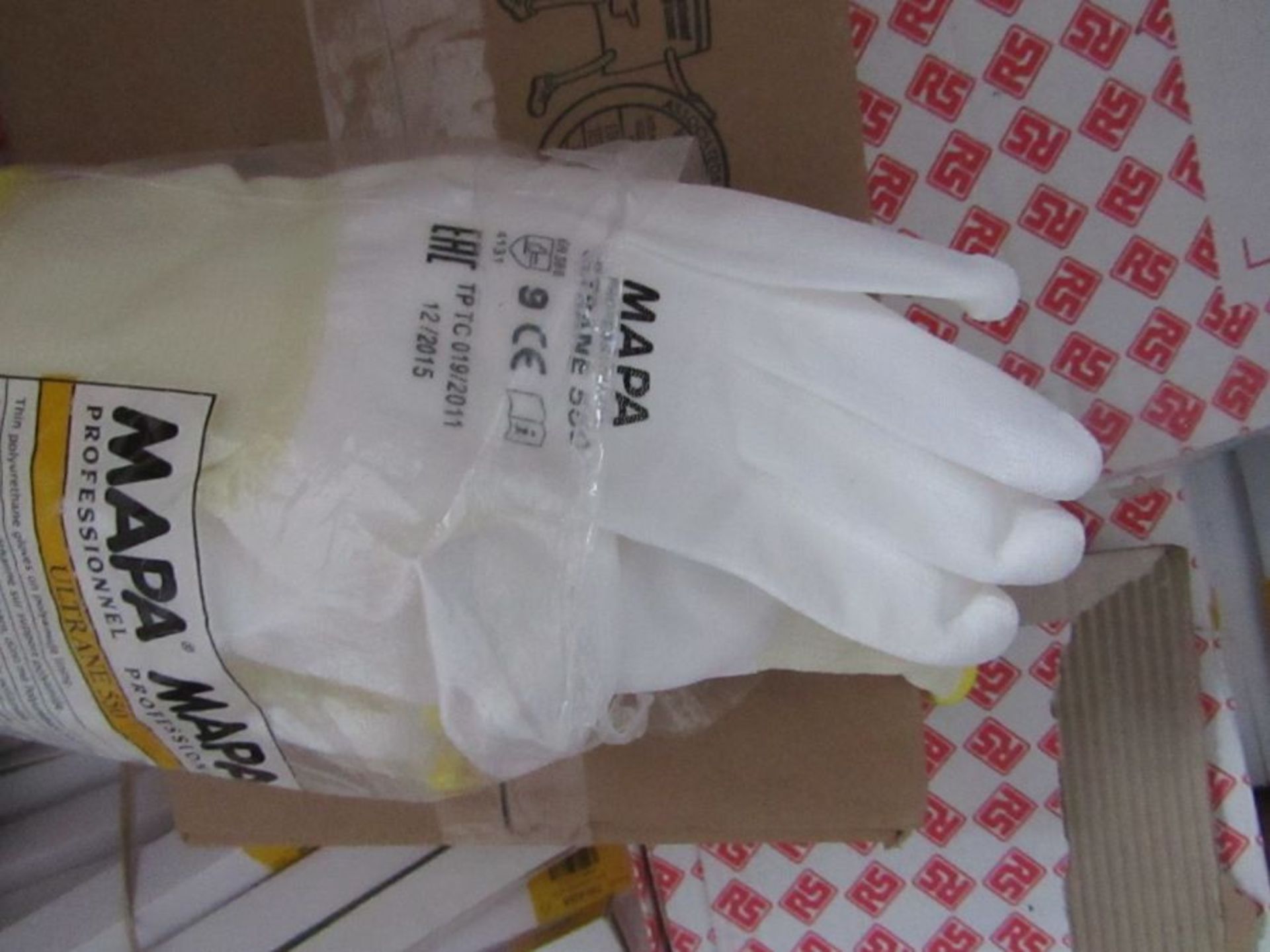 60 pairs of Mapa White Polyurethane Coated Nylon Reusable Gloves, Size 9 475823