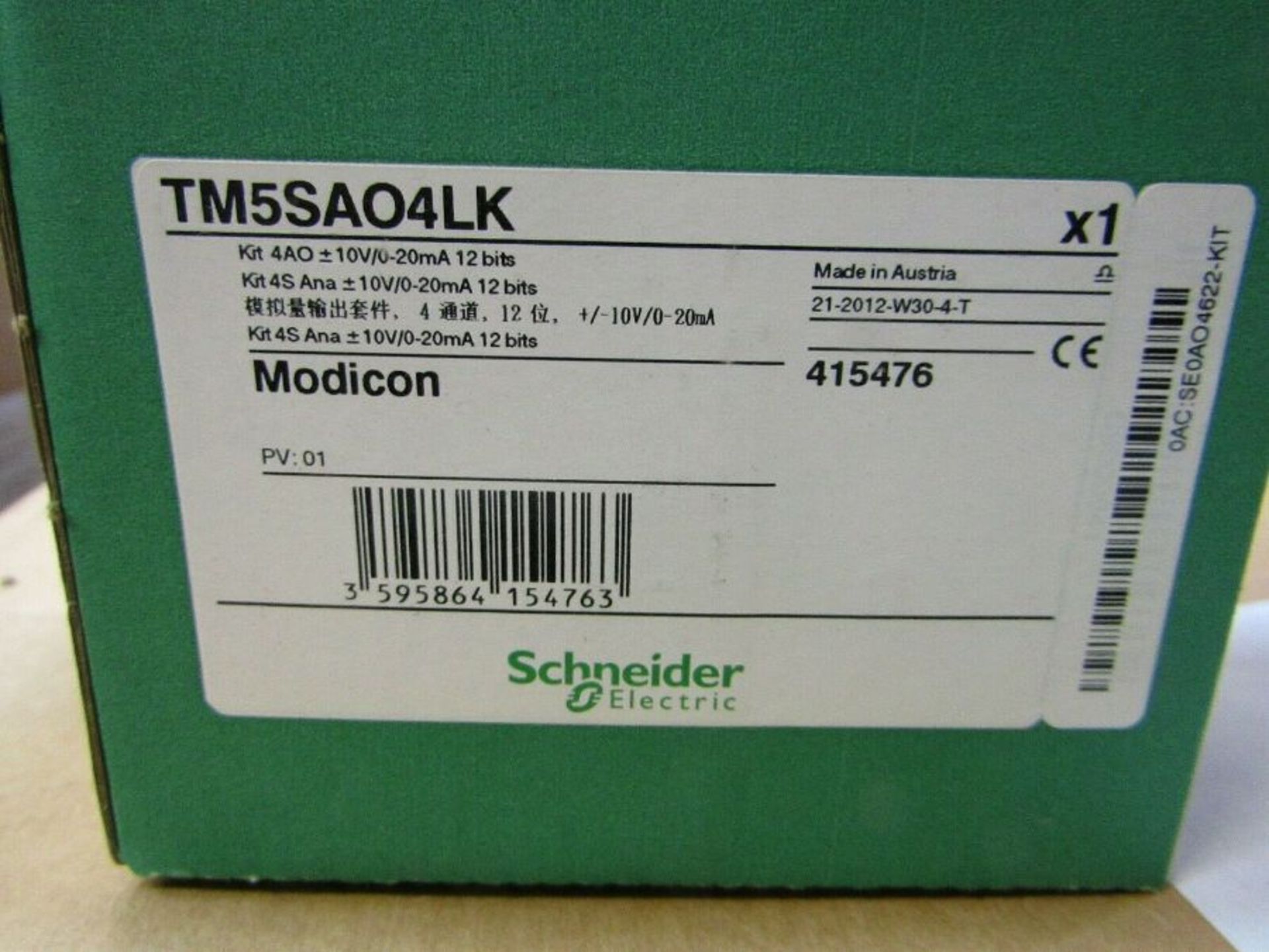 Schneider Electric TM5 M258 PLC I/O Analogue Module Kit - TM5SAO4LK S3 7702491 - Image 2 of 6