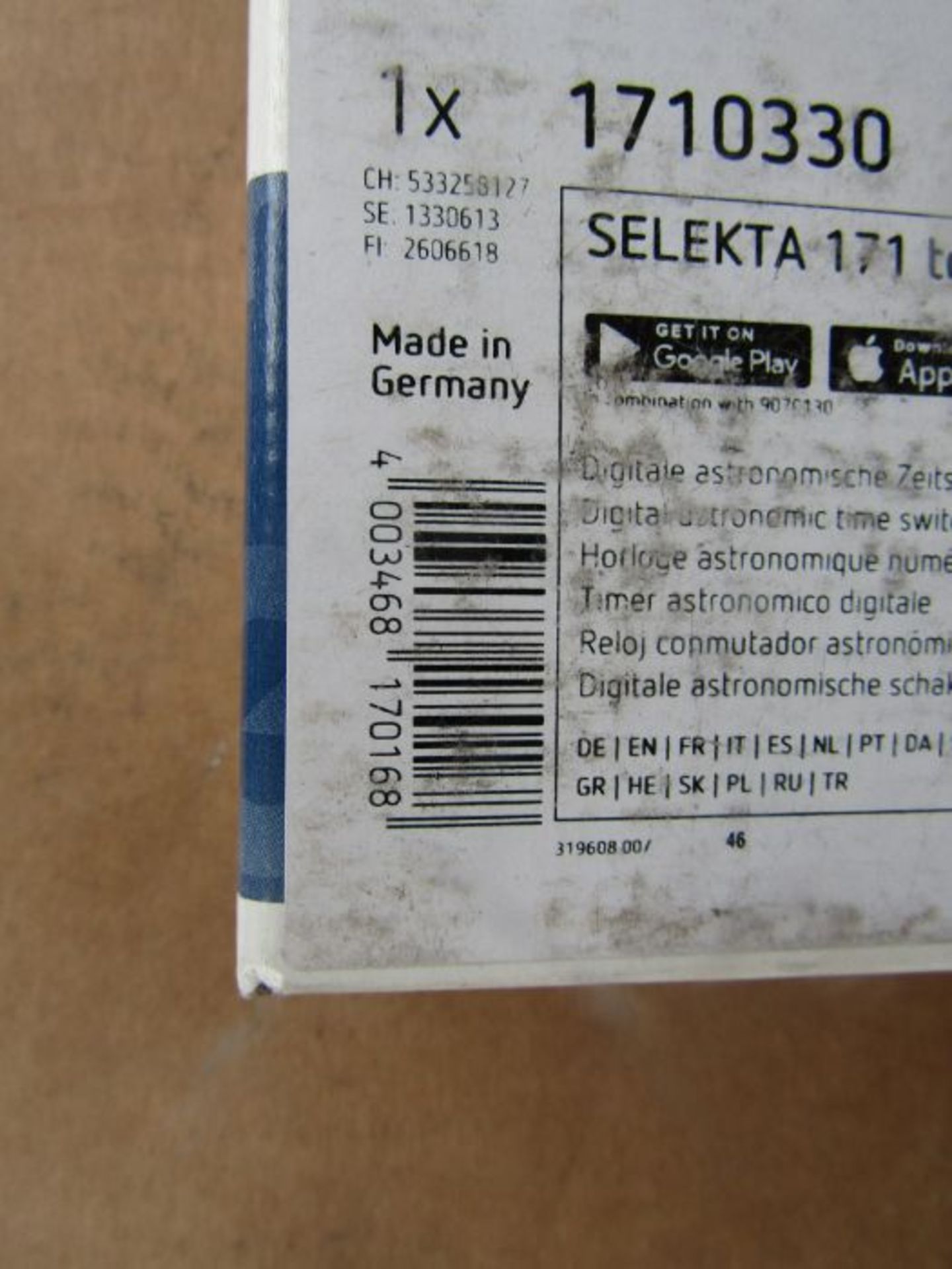 Theben Digital SELEKTA 171 RC TOP 3 DIN Rail Time Switch 110 230 V ac 1-Channel A3 1806213 - Image 2 of 3