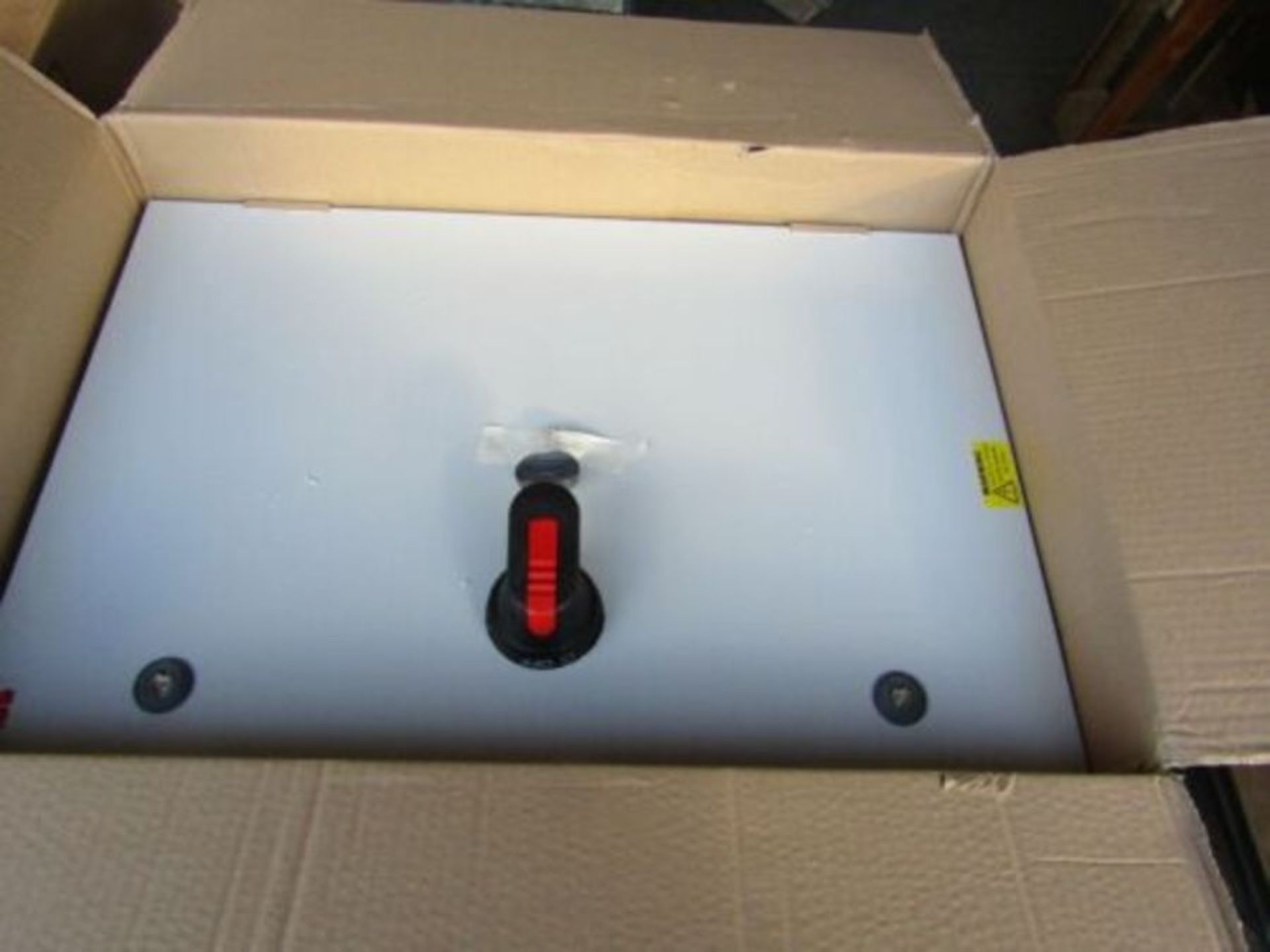 Pallet of Eaton Disconnector Switches + ABB +GCE - 9 lines ebay value of £2.8k - Blkfr